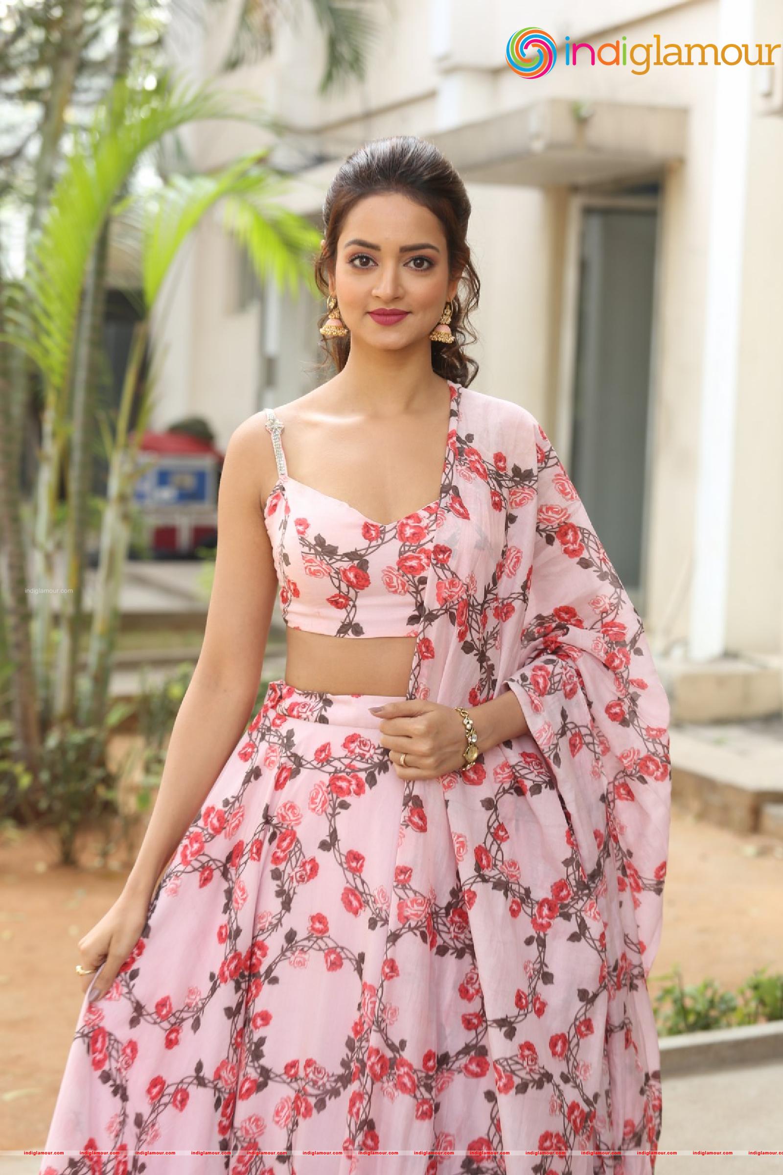 Shanvi Srivastava Actress hd photo