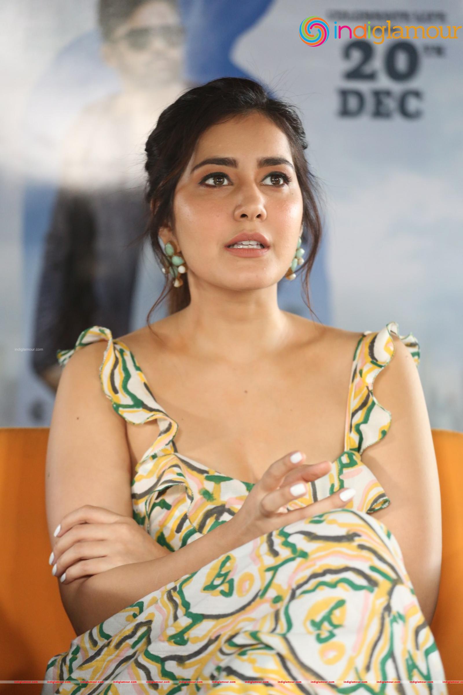 Raashi Khanna Actress hd photo