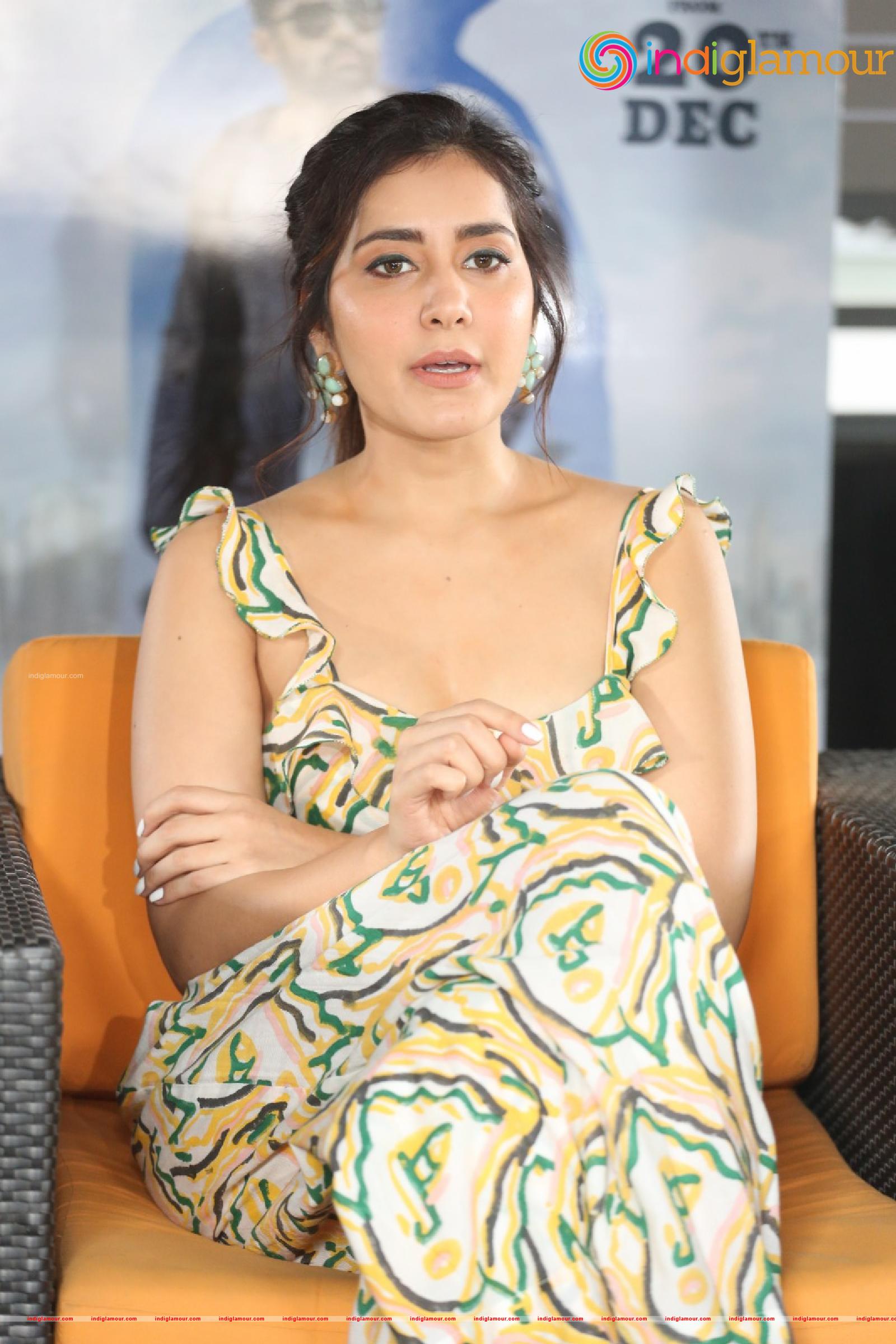 Raashi Khanna Actress hd photo