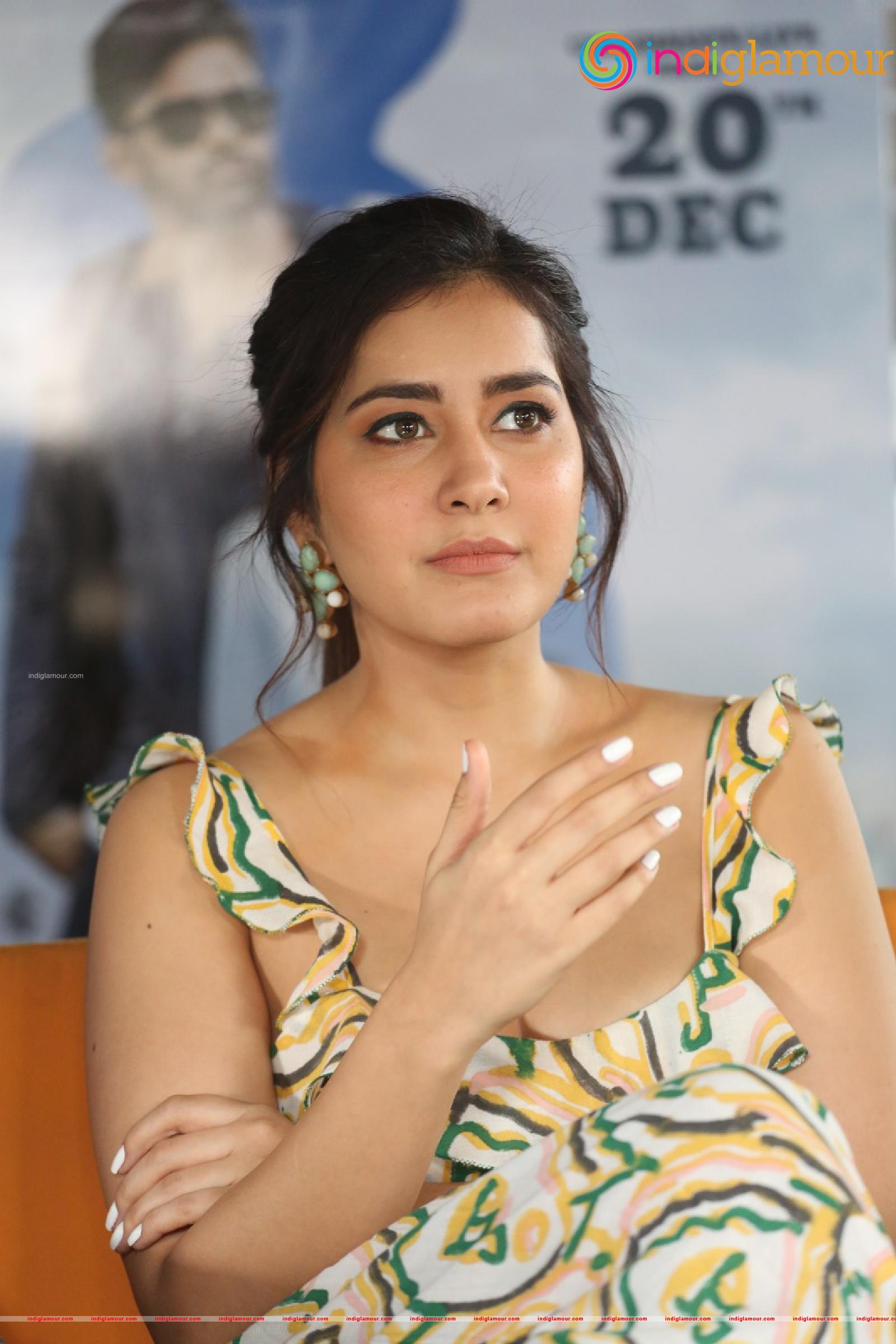 Raashi Khanna Actress hd photo