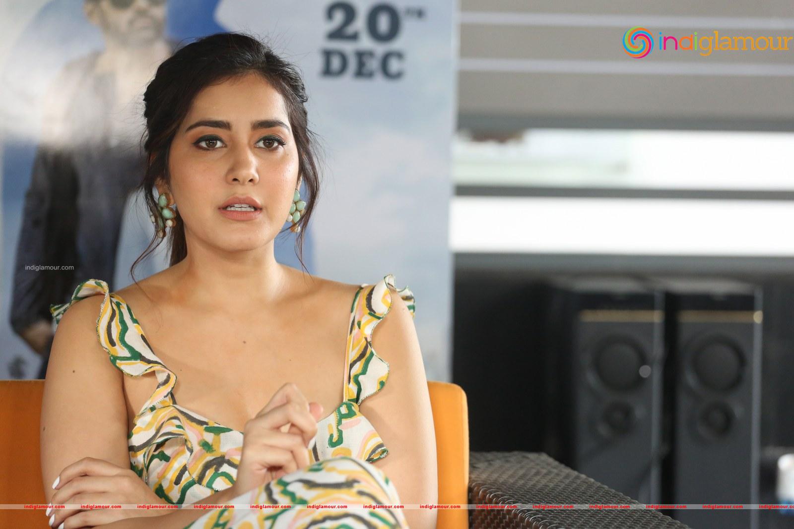 Raashi Khanna Actress hd photo