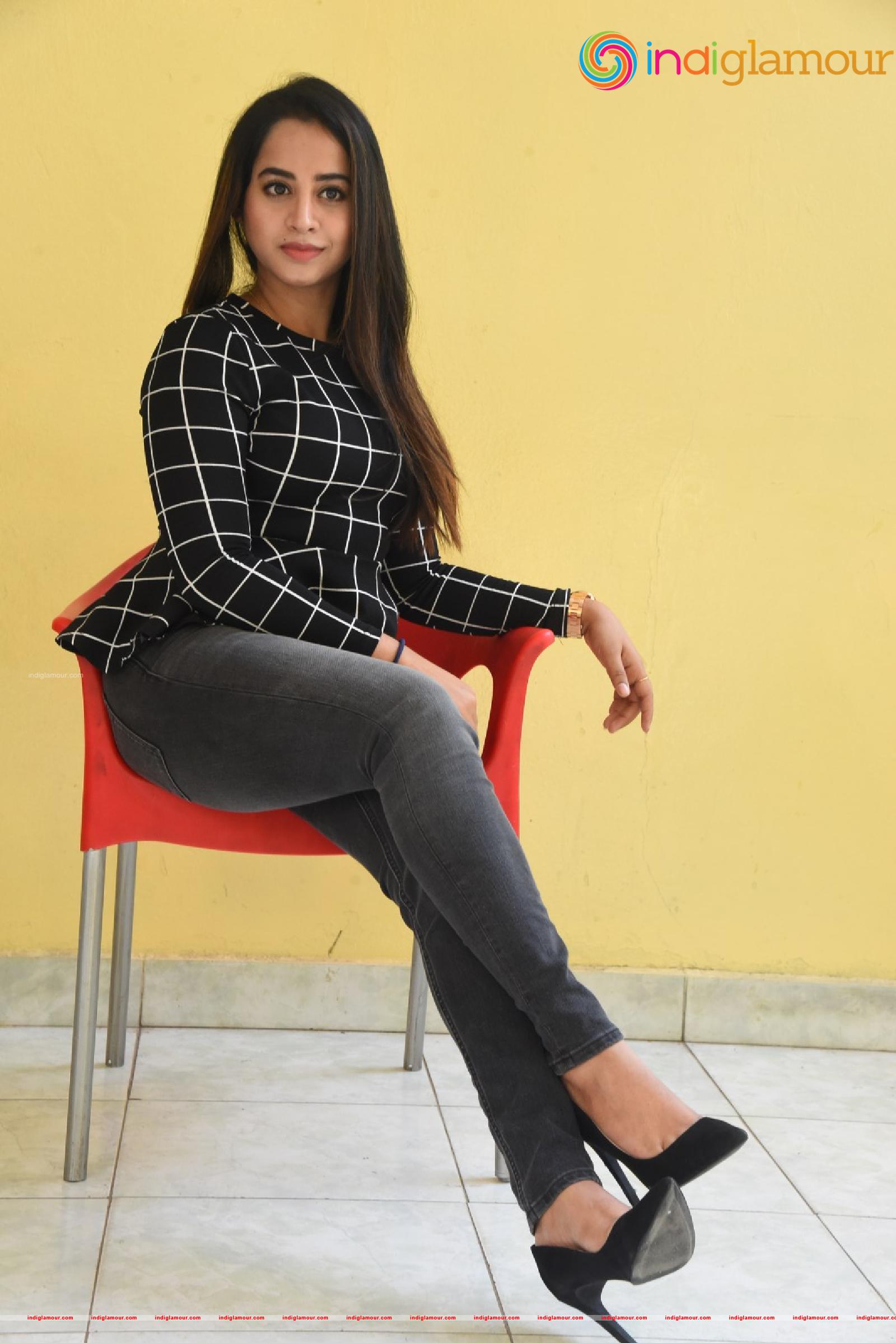 Swathi Deekshith Actress hd photo
