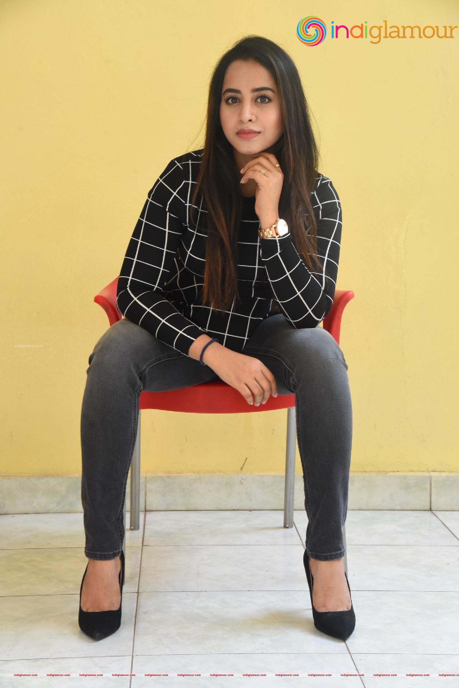 Swathi Deekshith Actress hd photo