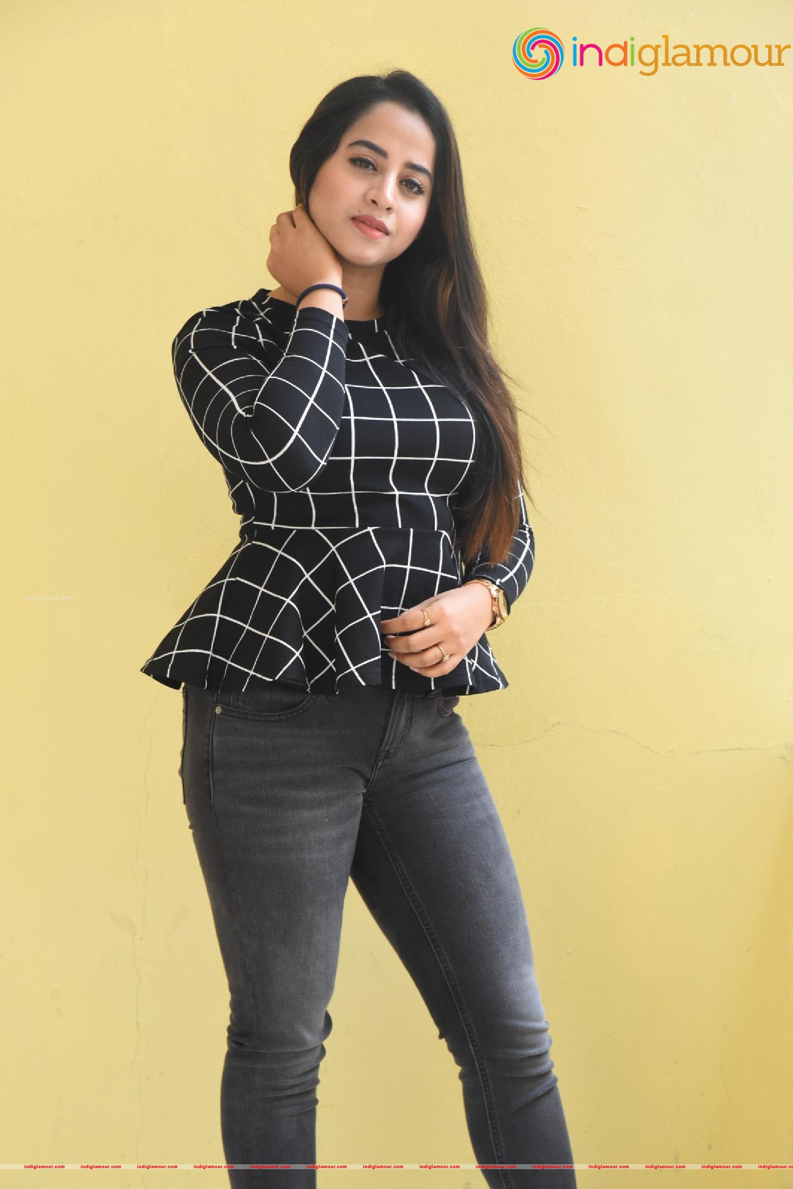 Swathi Deekshith Actress hd photo