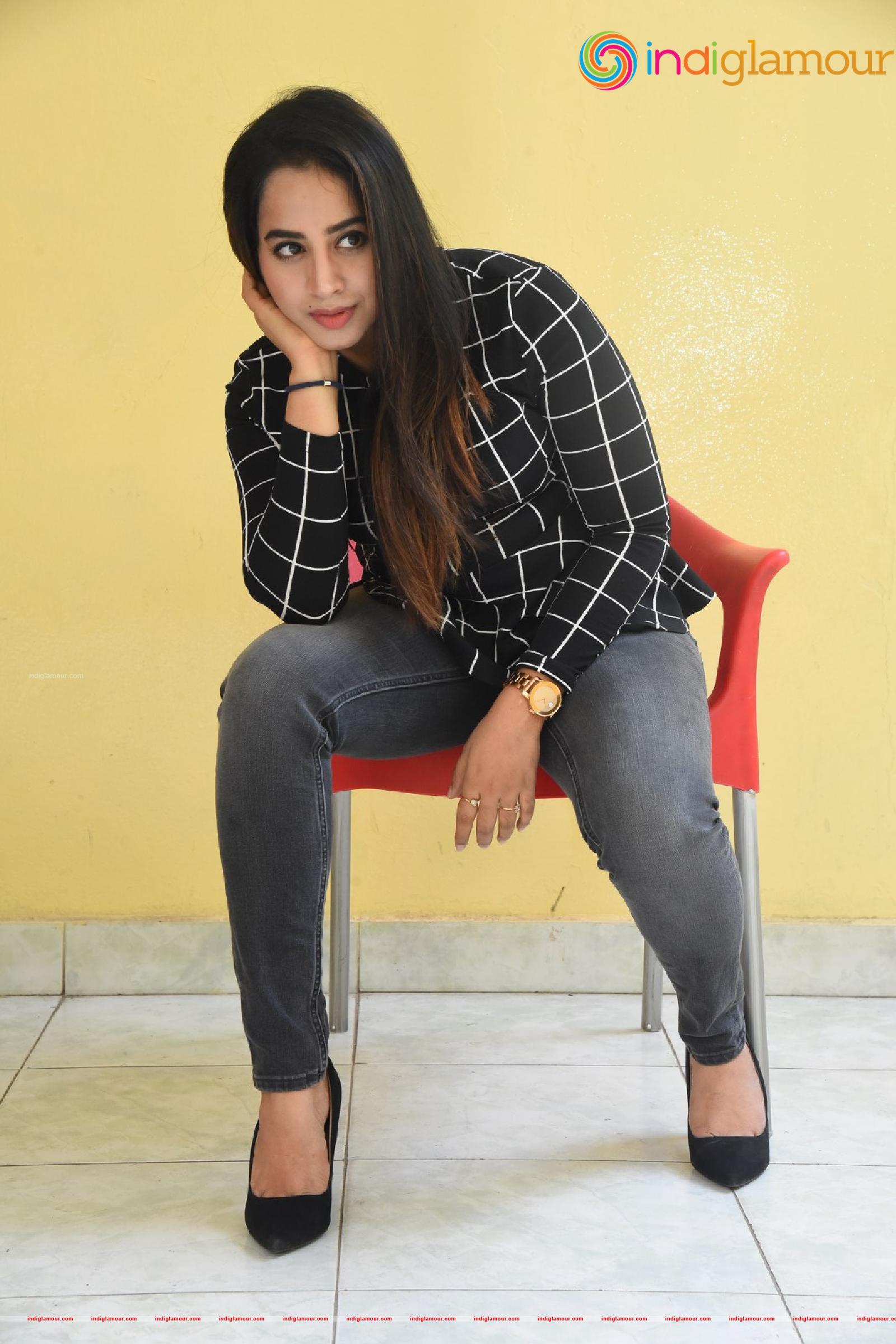 Swathi Deekshith Actress hd photo