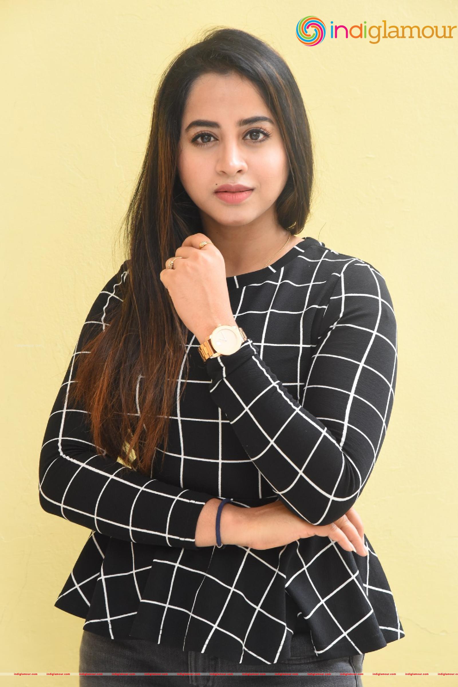 Swathi Deekshith Actress hd photo