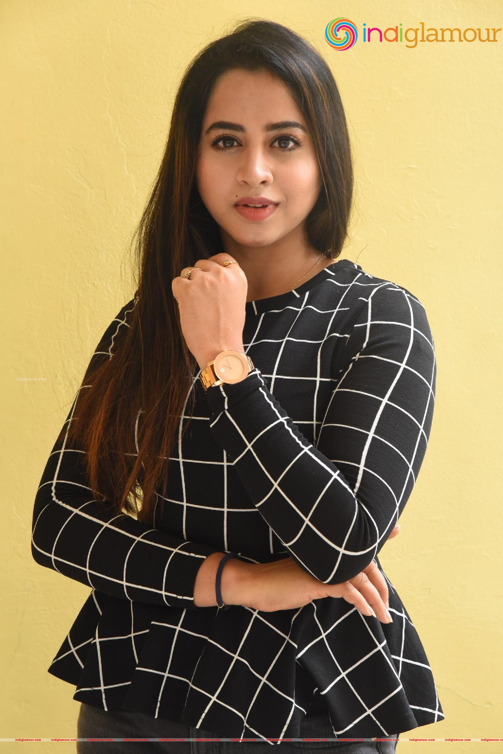 Swathi Deekshith Actress hd photo