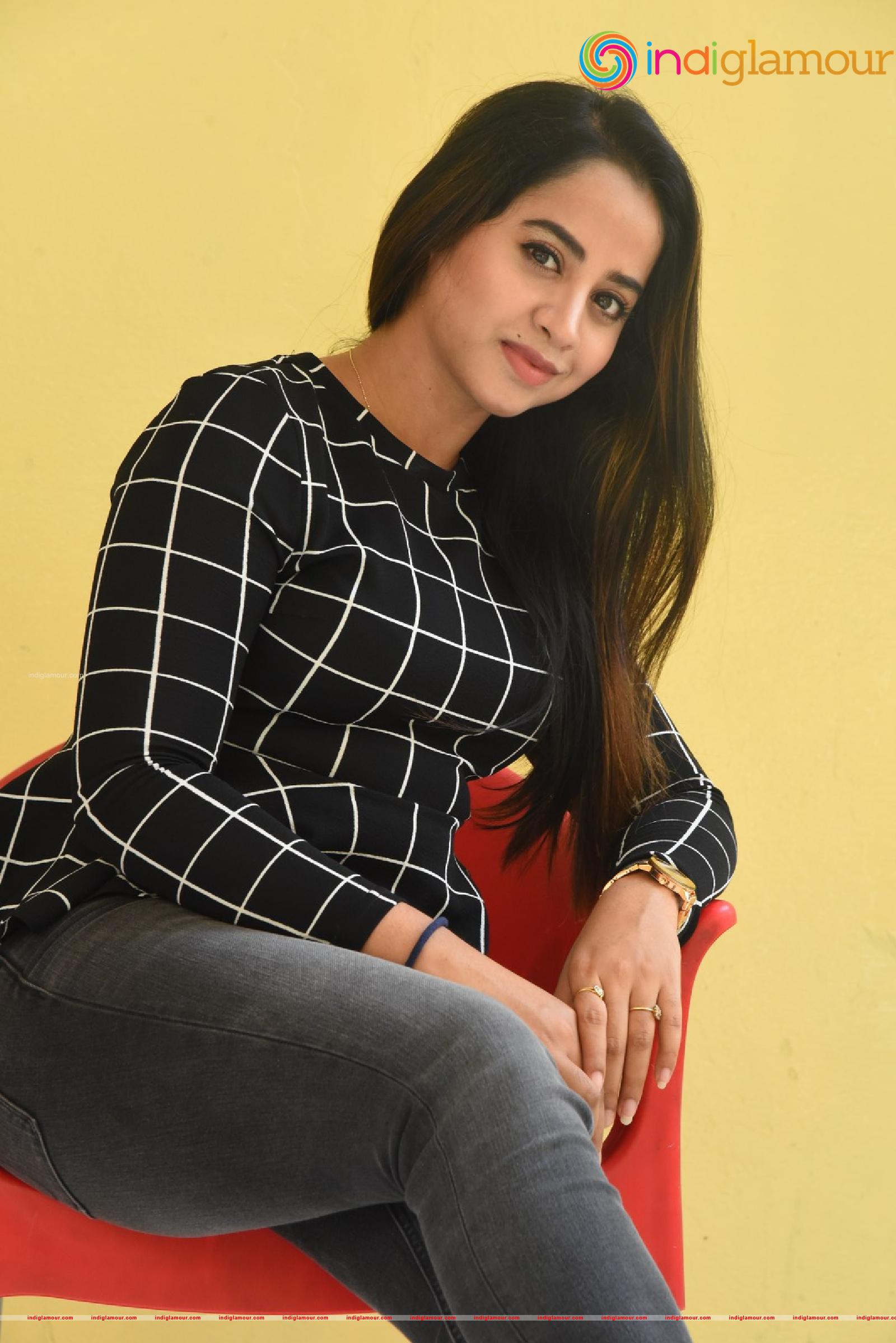 Swathi Deekshith Actress hd photo