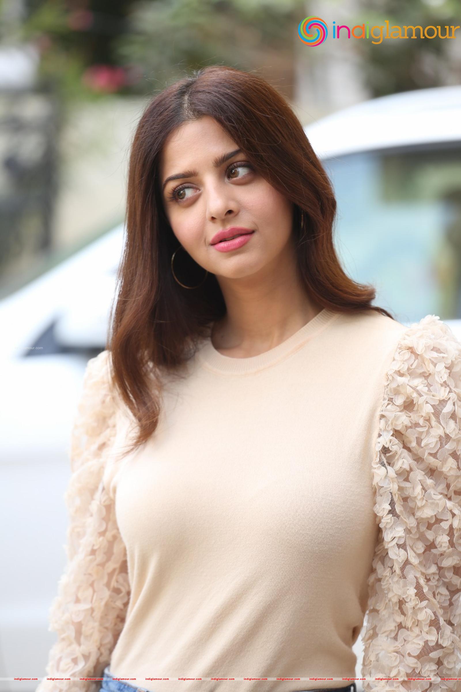 Vedhika Kumar Actress hd photo