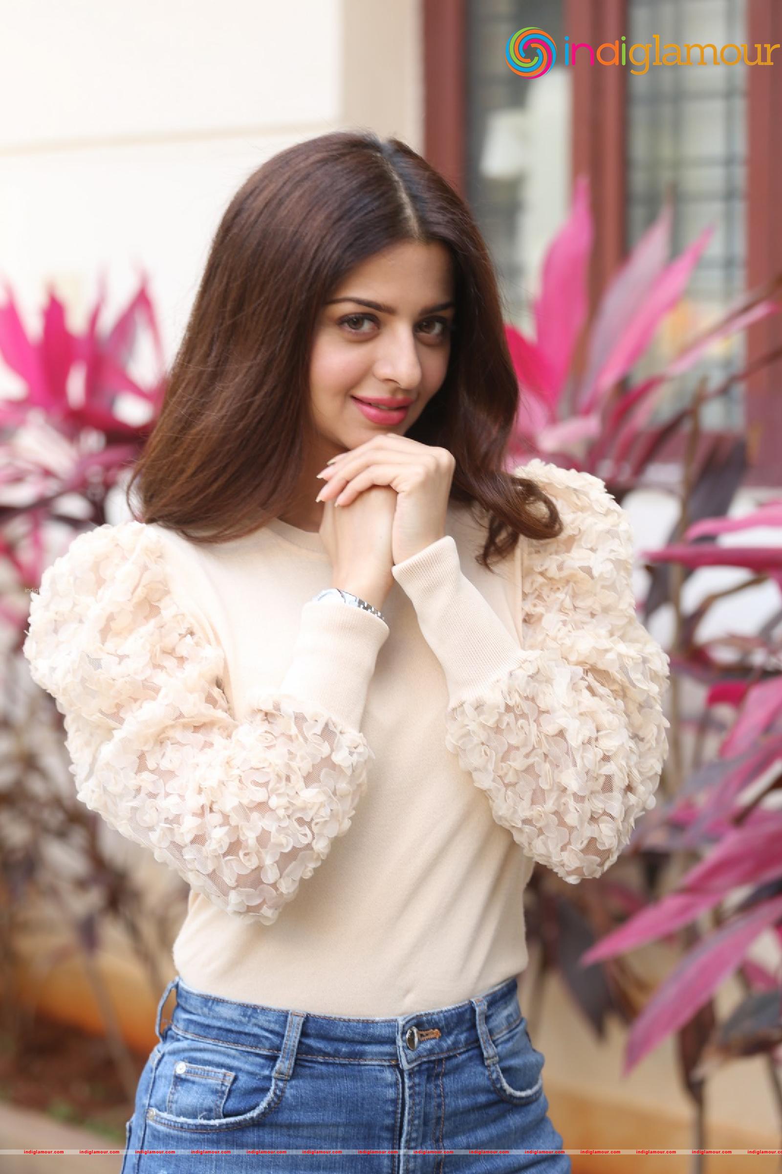 Vedhika Kumar Actress hd photo