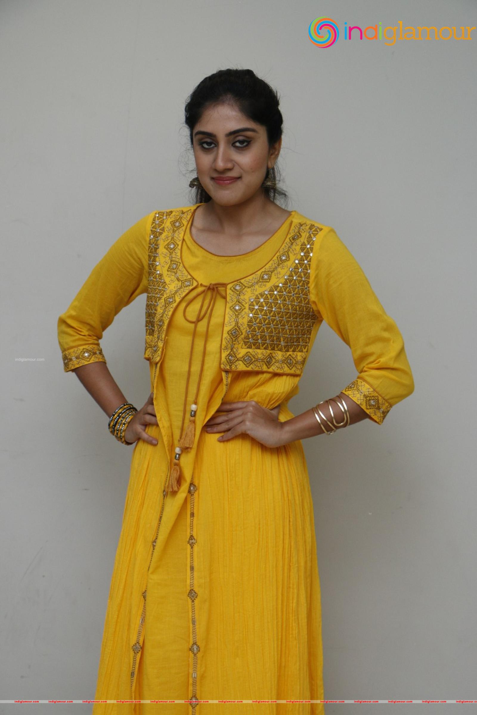 Dhanya Balakrishna Actress hd photo