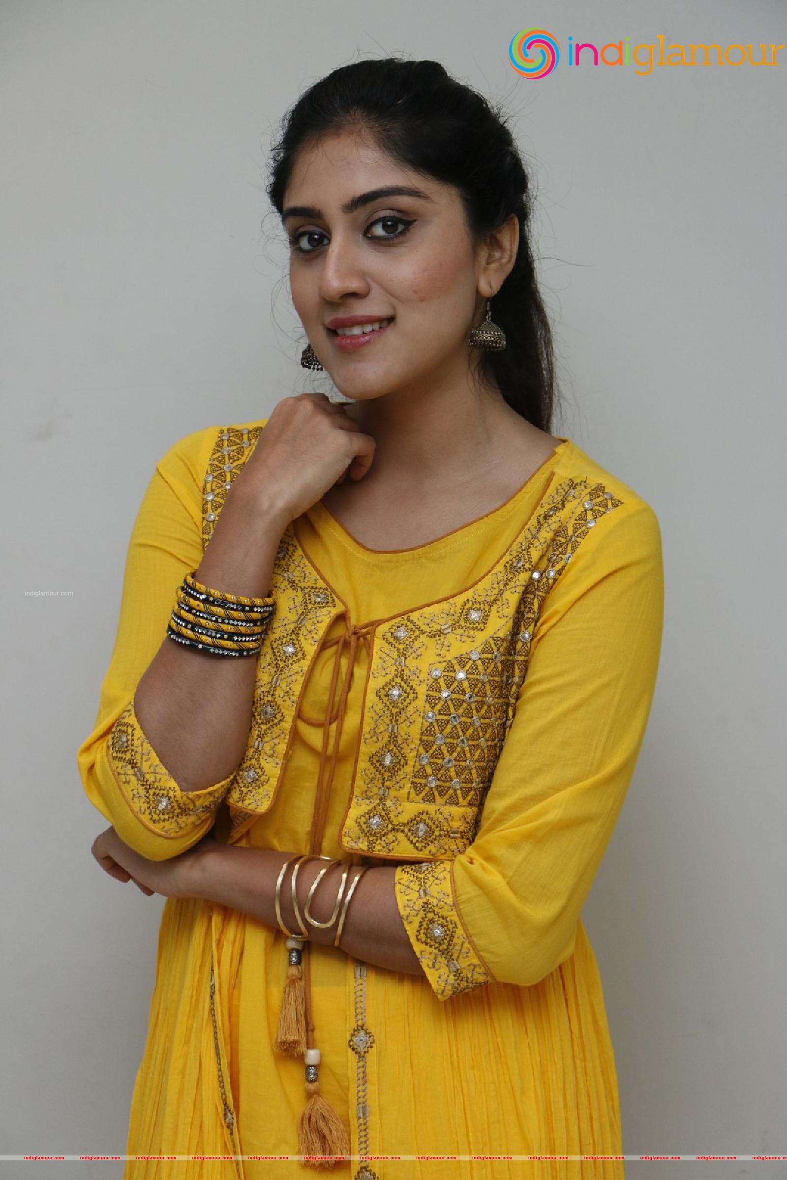 Dhanya Balakrishna Actress hd photo