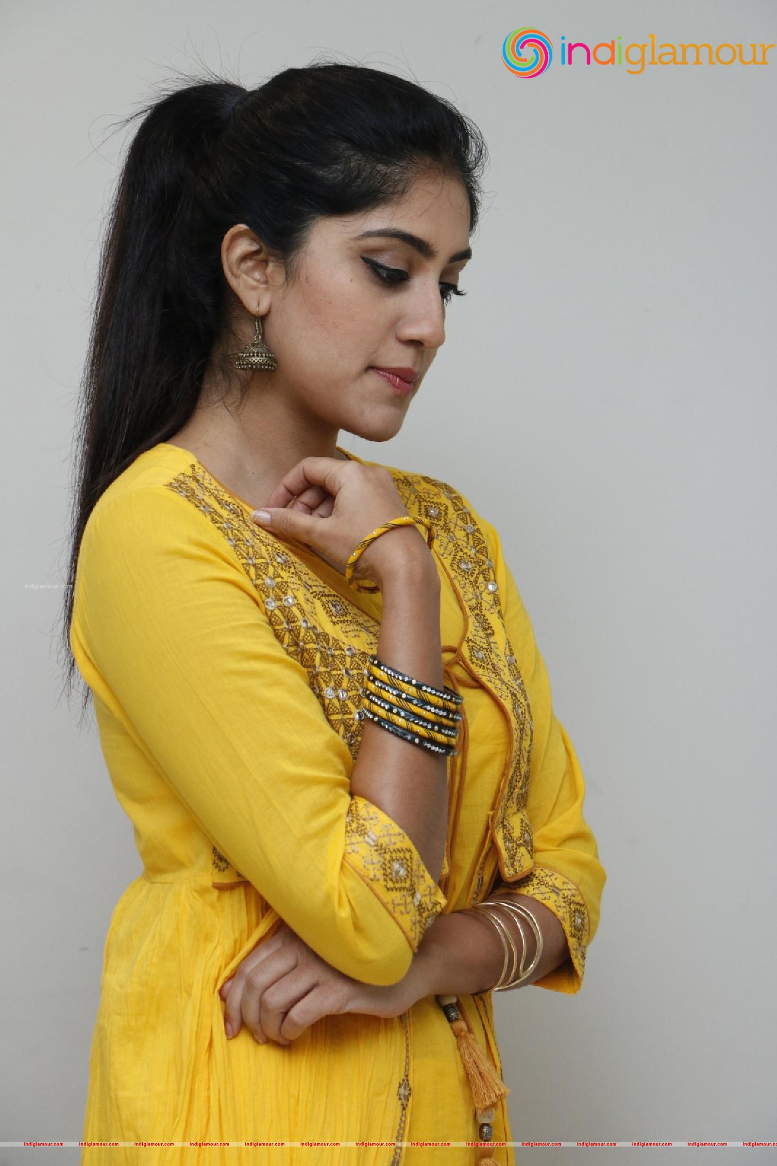 Dhanya Balakrishna Actress hd photo