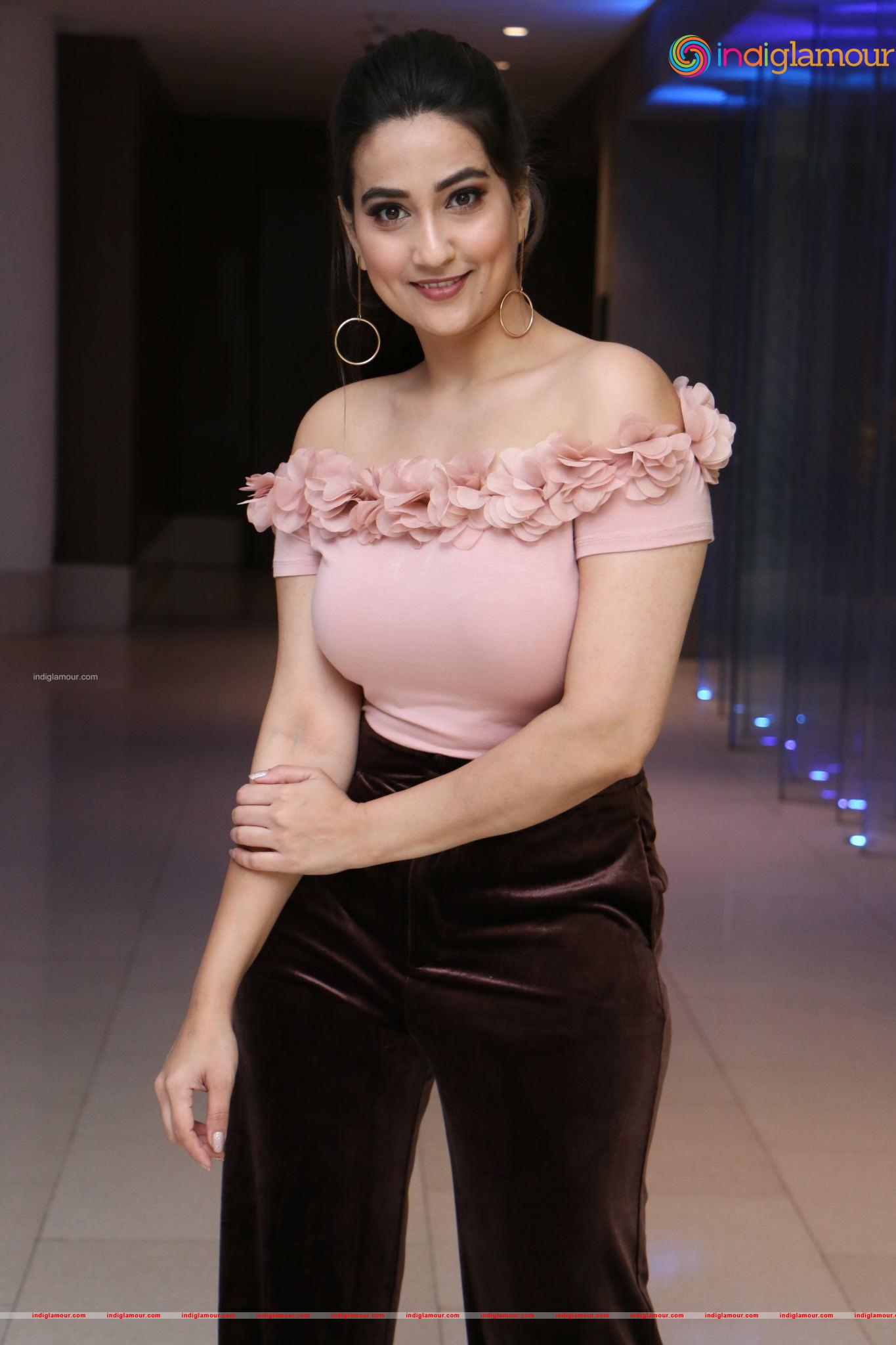 Manjusha Actress hd photo