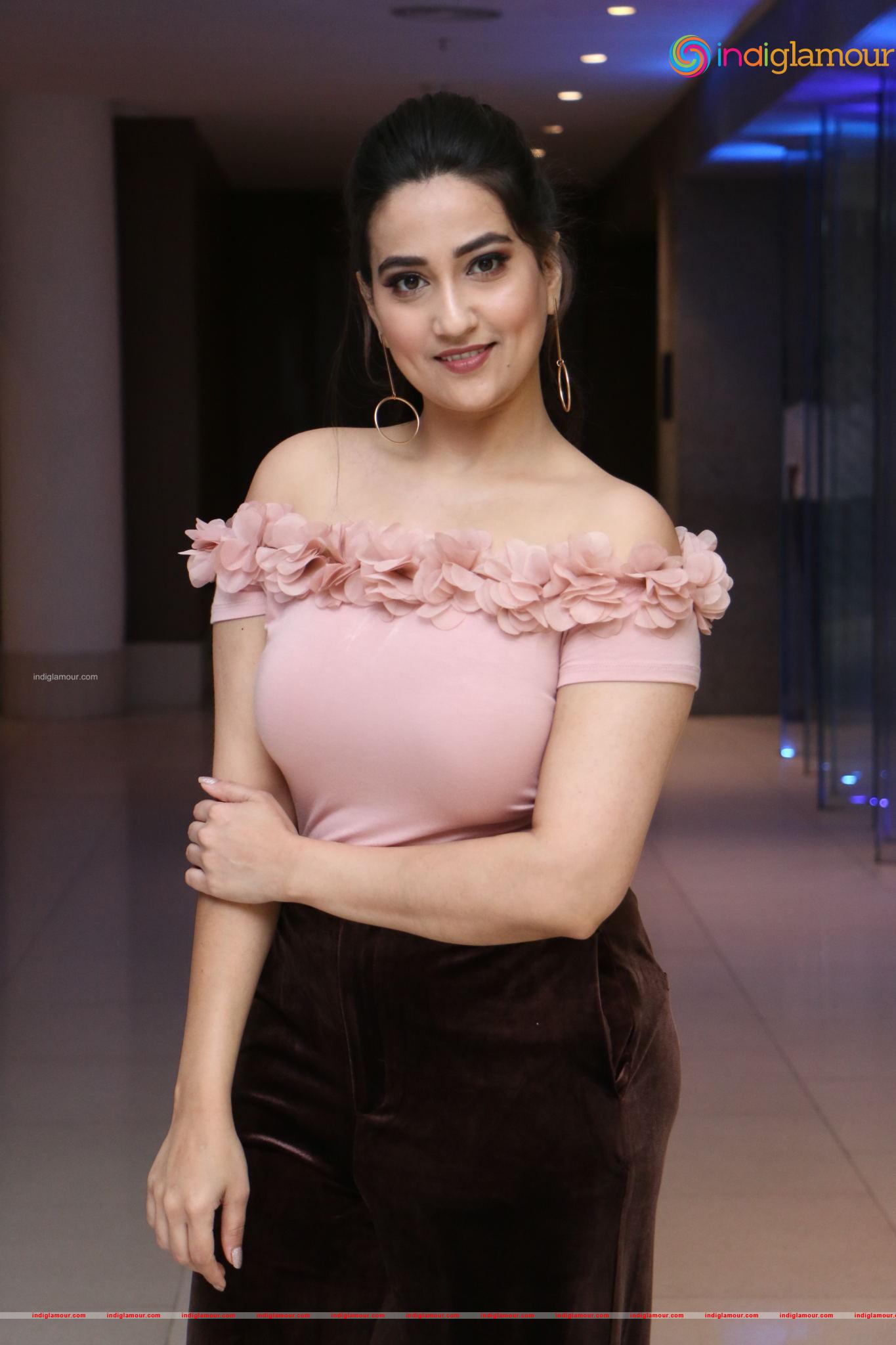 Manjusha Actress hd photo