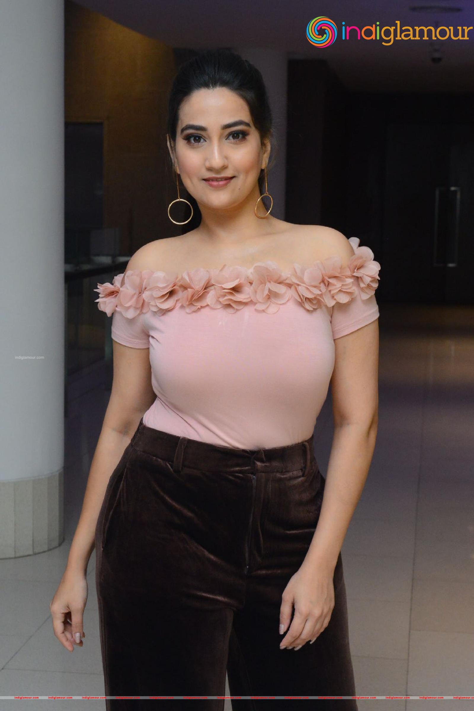 Manjusha Actress hd photo