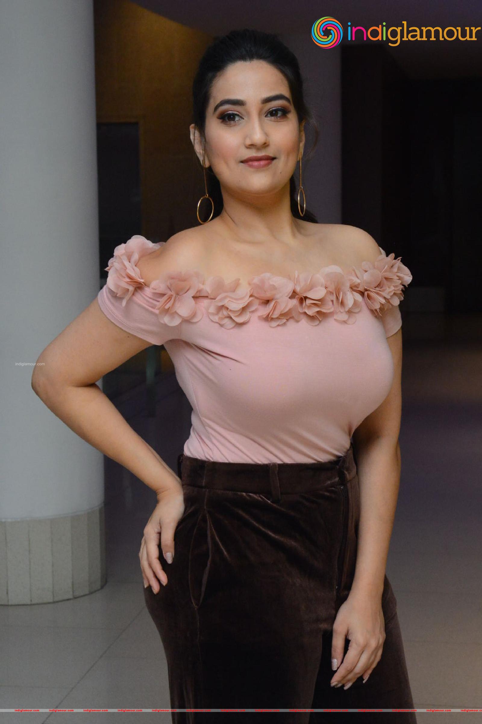 Manjusha Actress hd photo