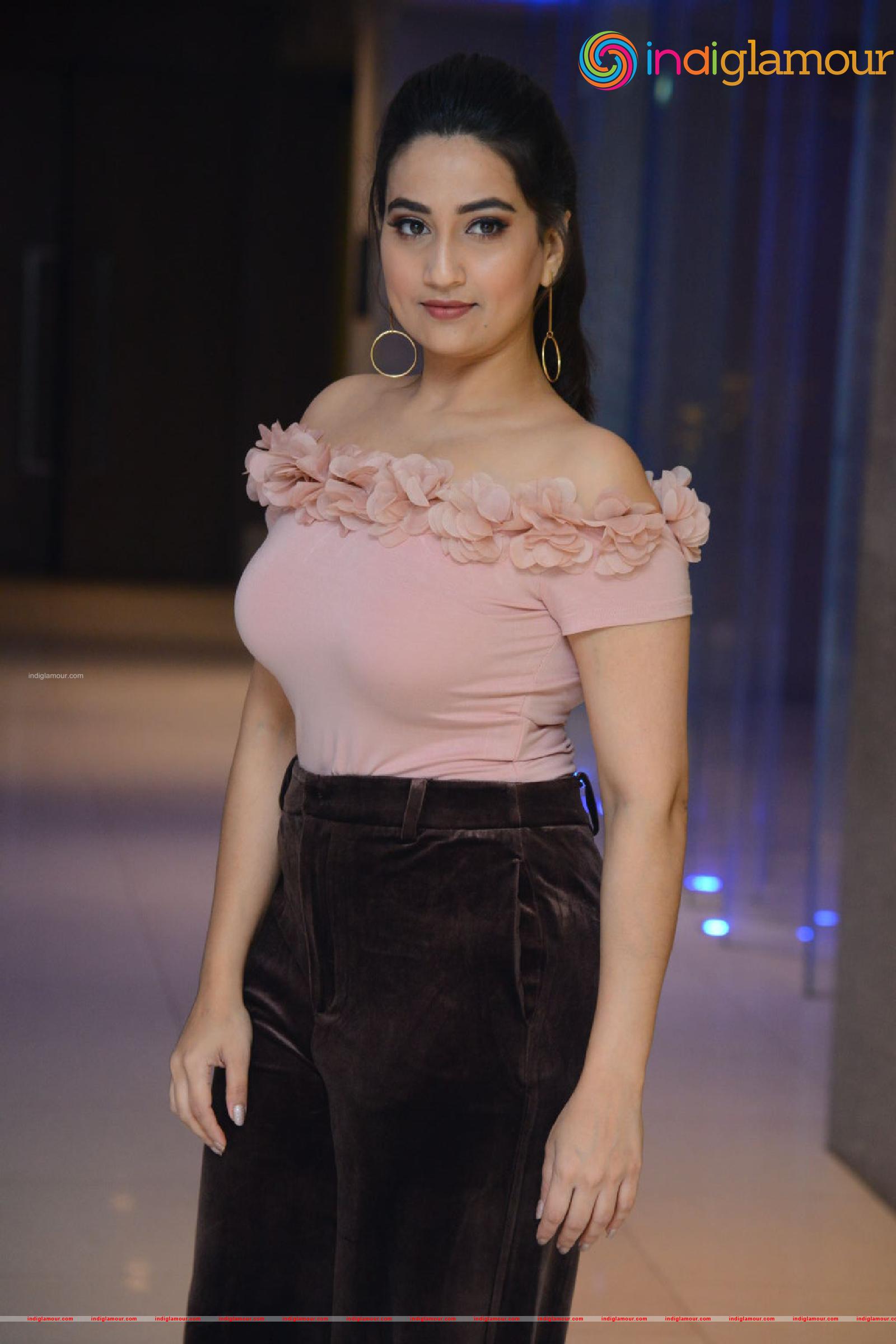 Manjusha Actress hd photo