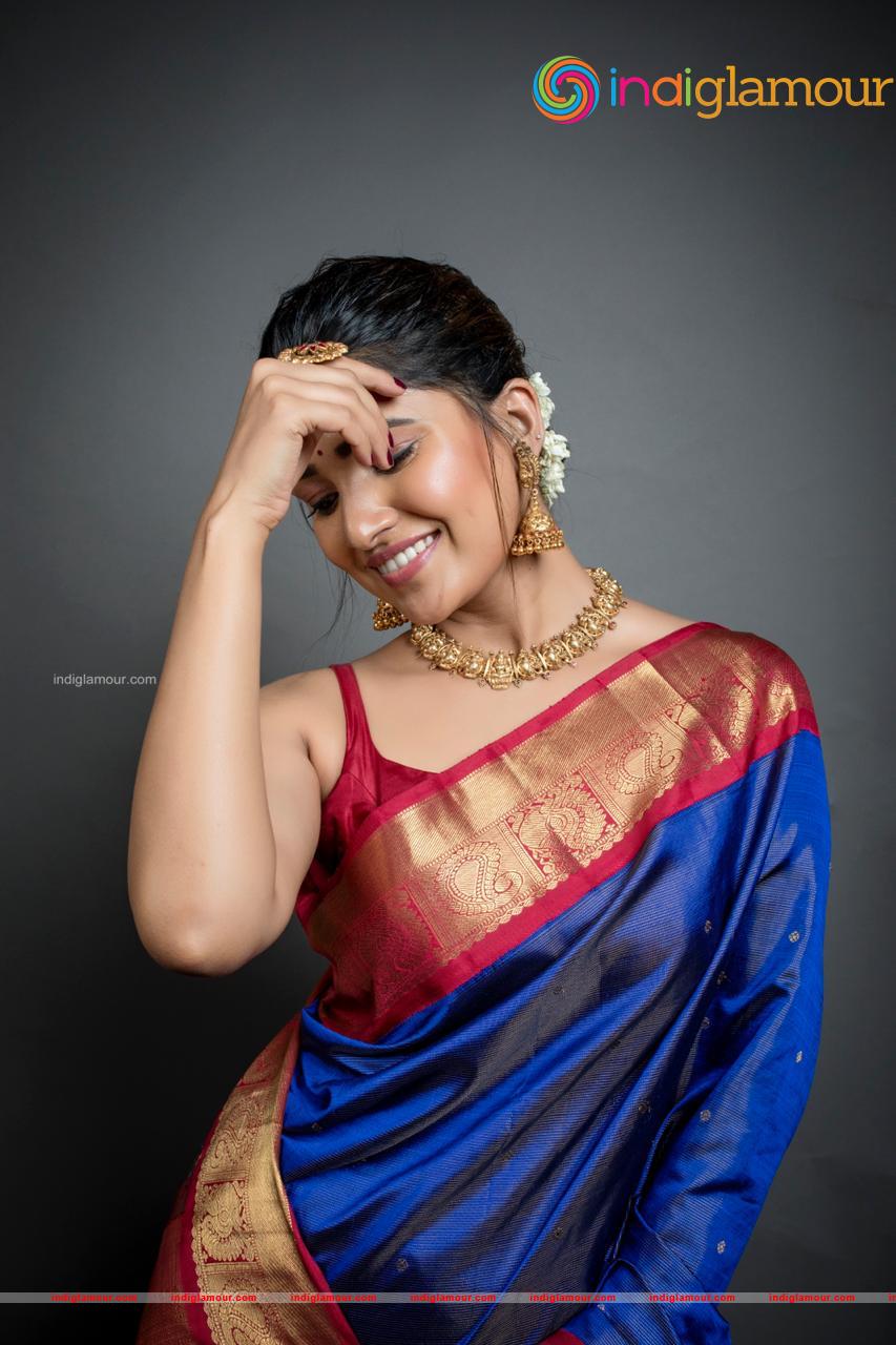 Vani Bhojan Actress hd photo
