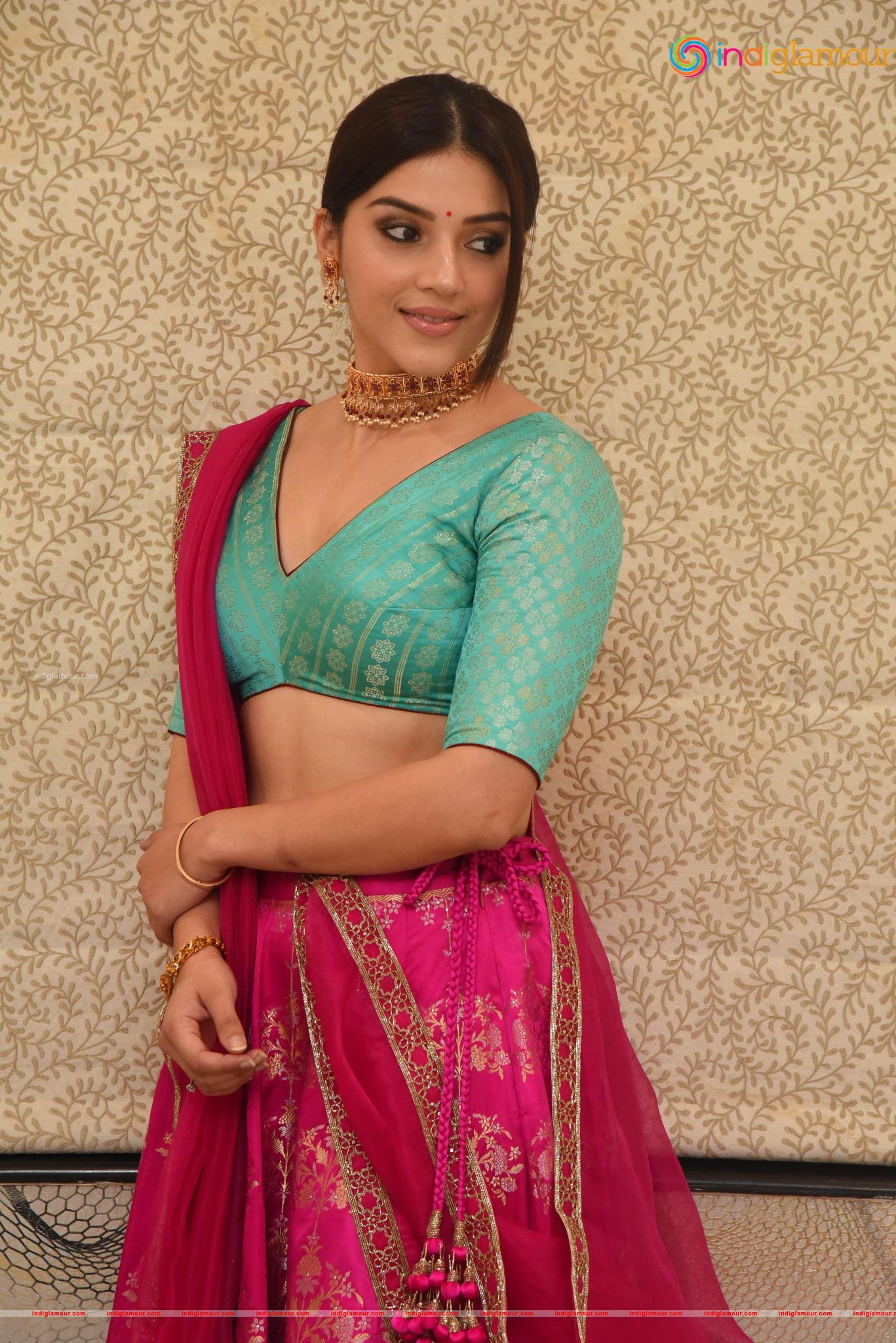 Mehreen Kaur Pirzada Actress hd photo