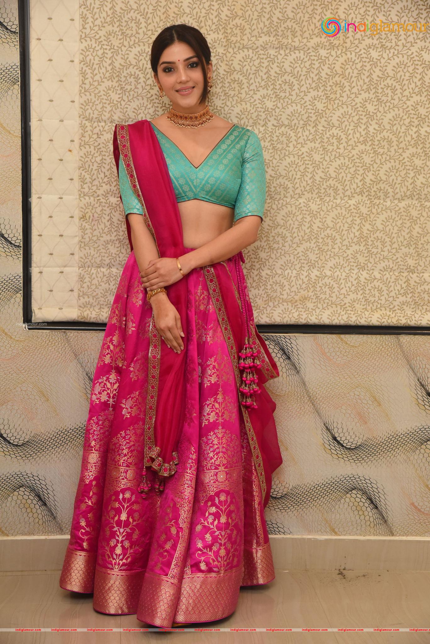 Mehreen Kaur Pirzada Actress hd photo