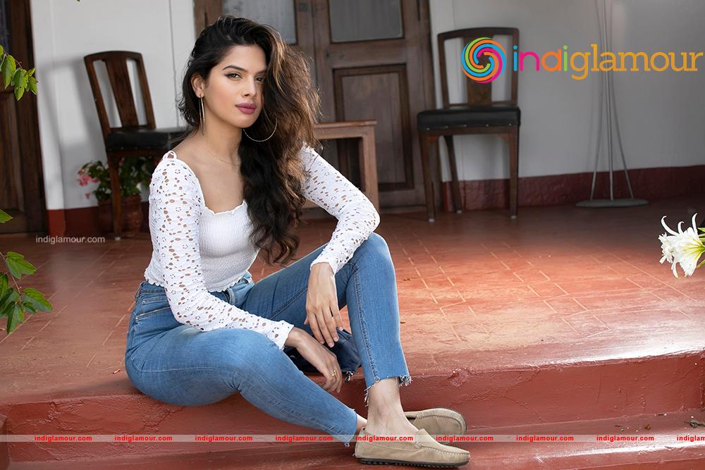 Tanya Hope Actress hd photo