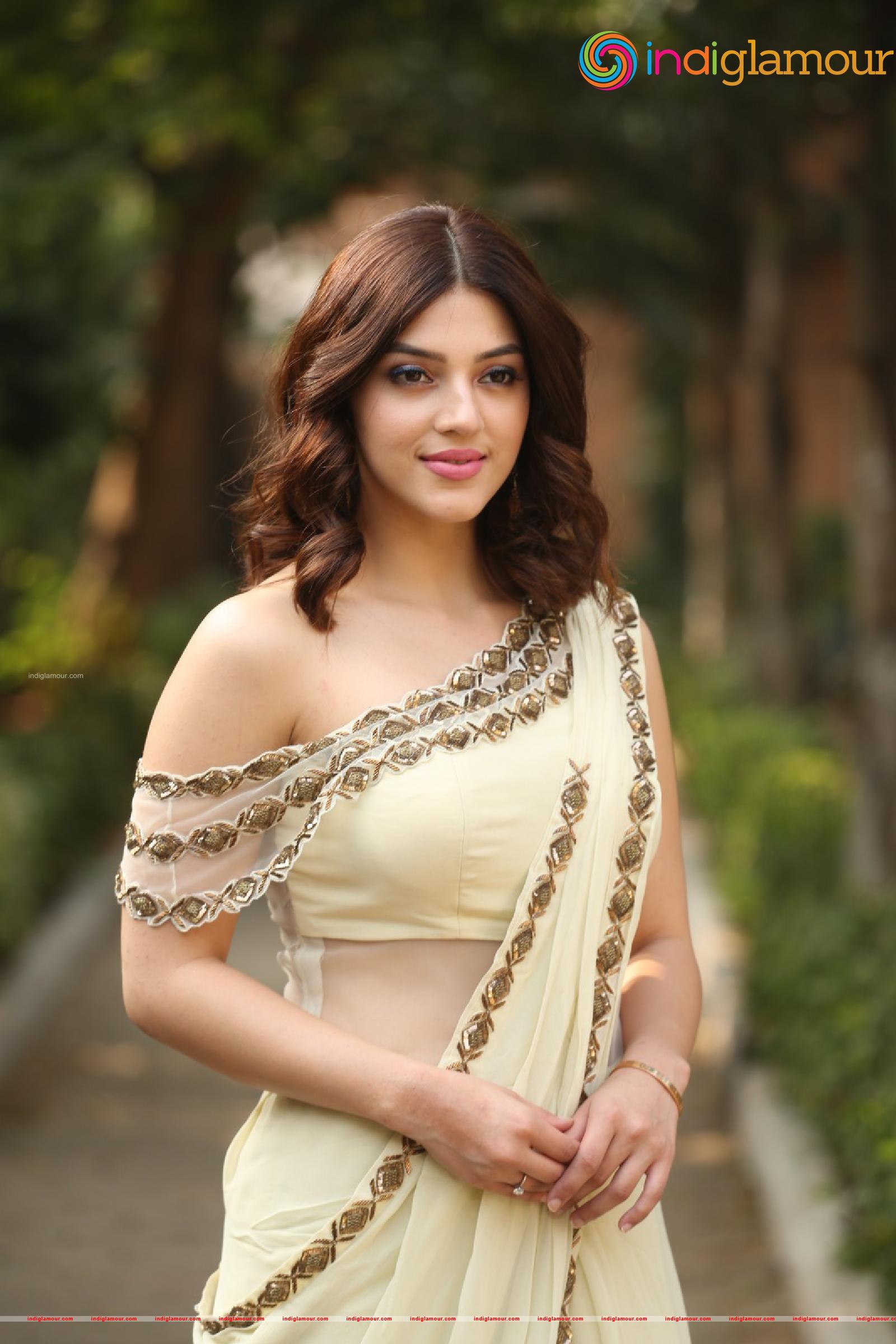 Mehreen Kaur Pirzada Actress hd photo