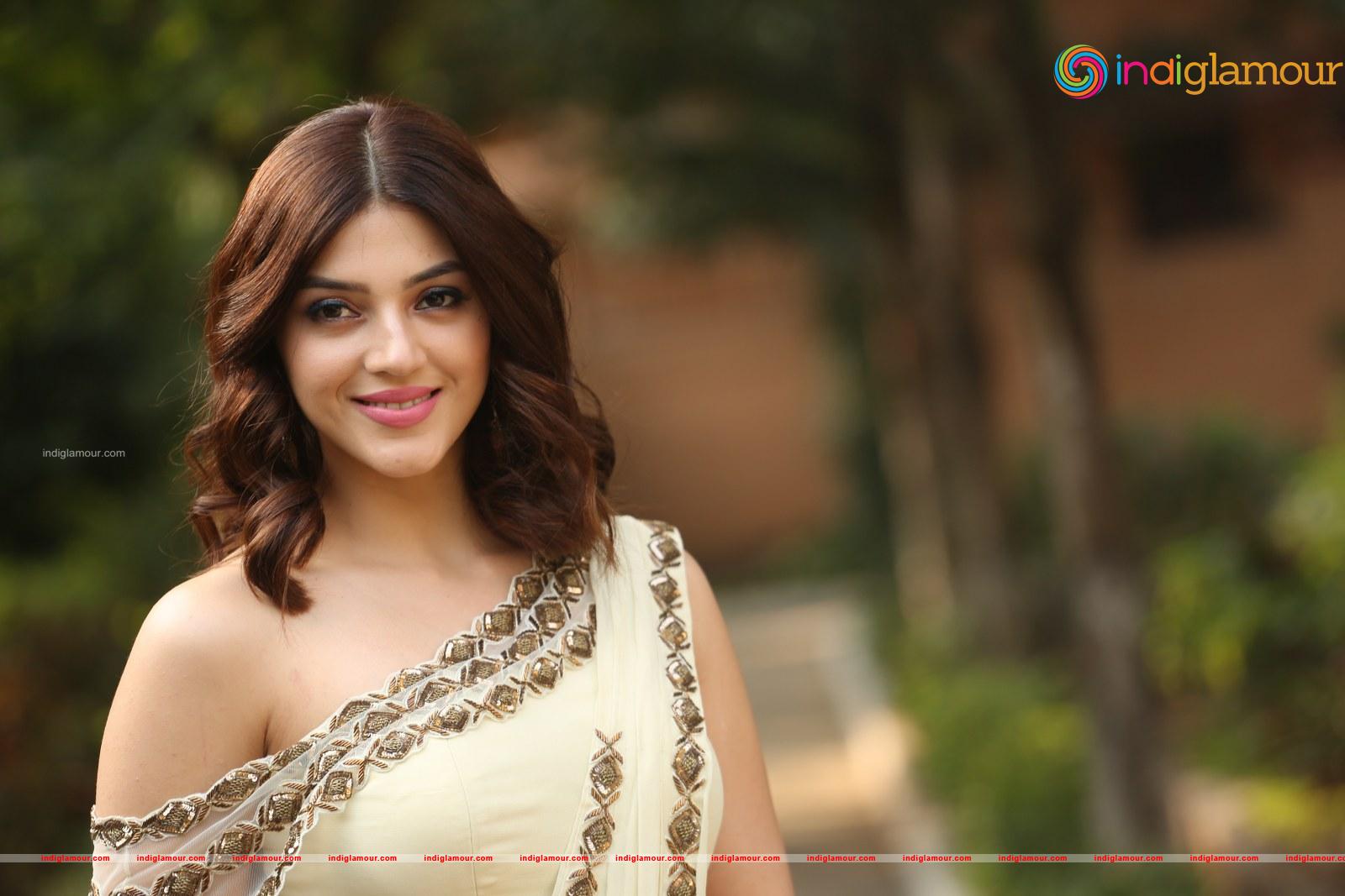 Mehreen Kaur Pirzada Actress hd photo
