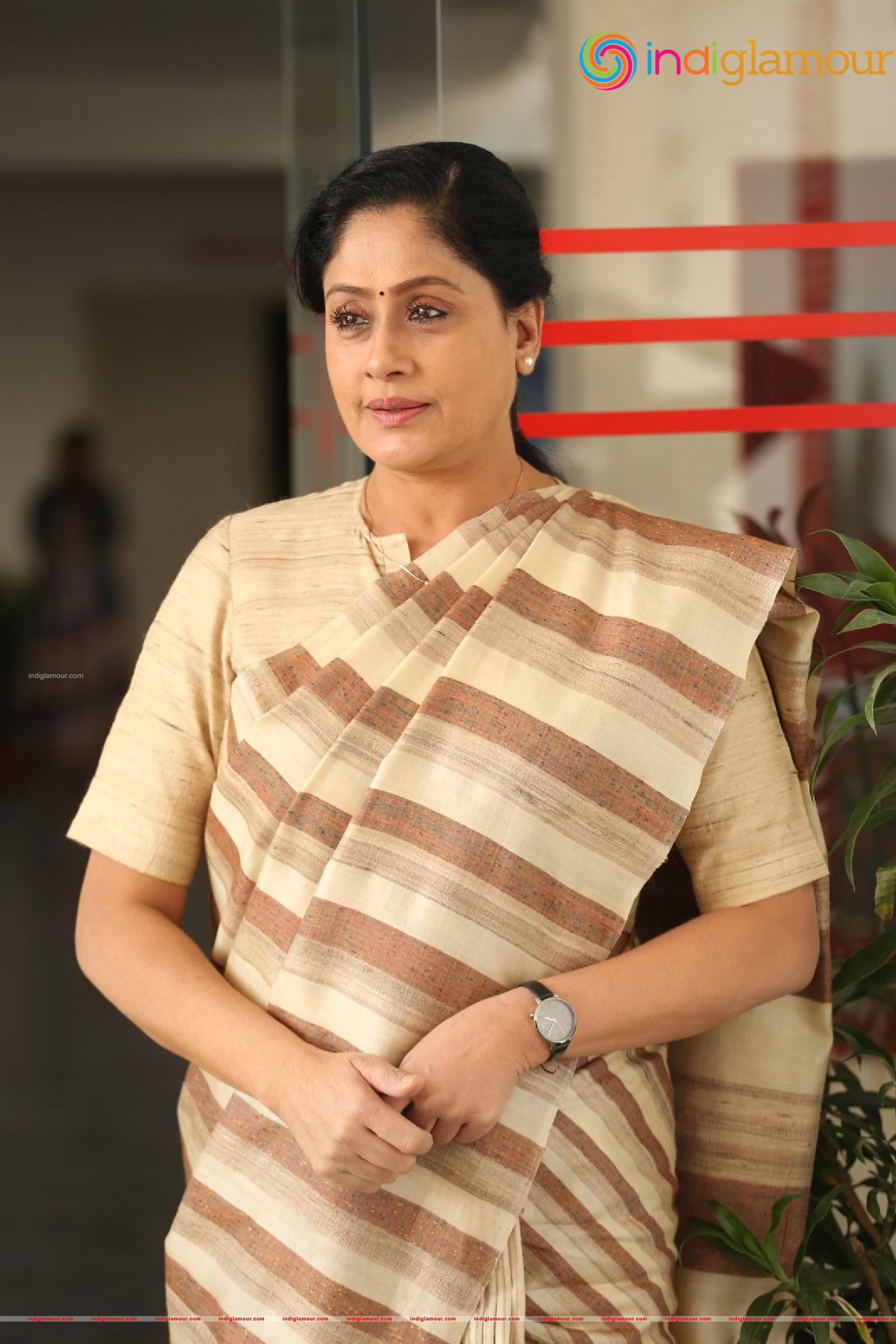 Vijayashanti Actress hd photo