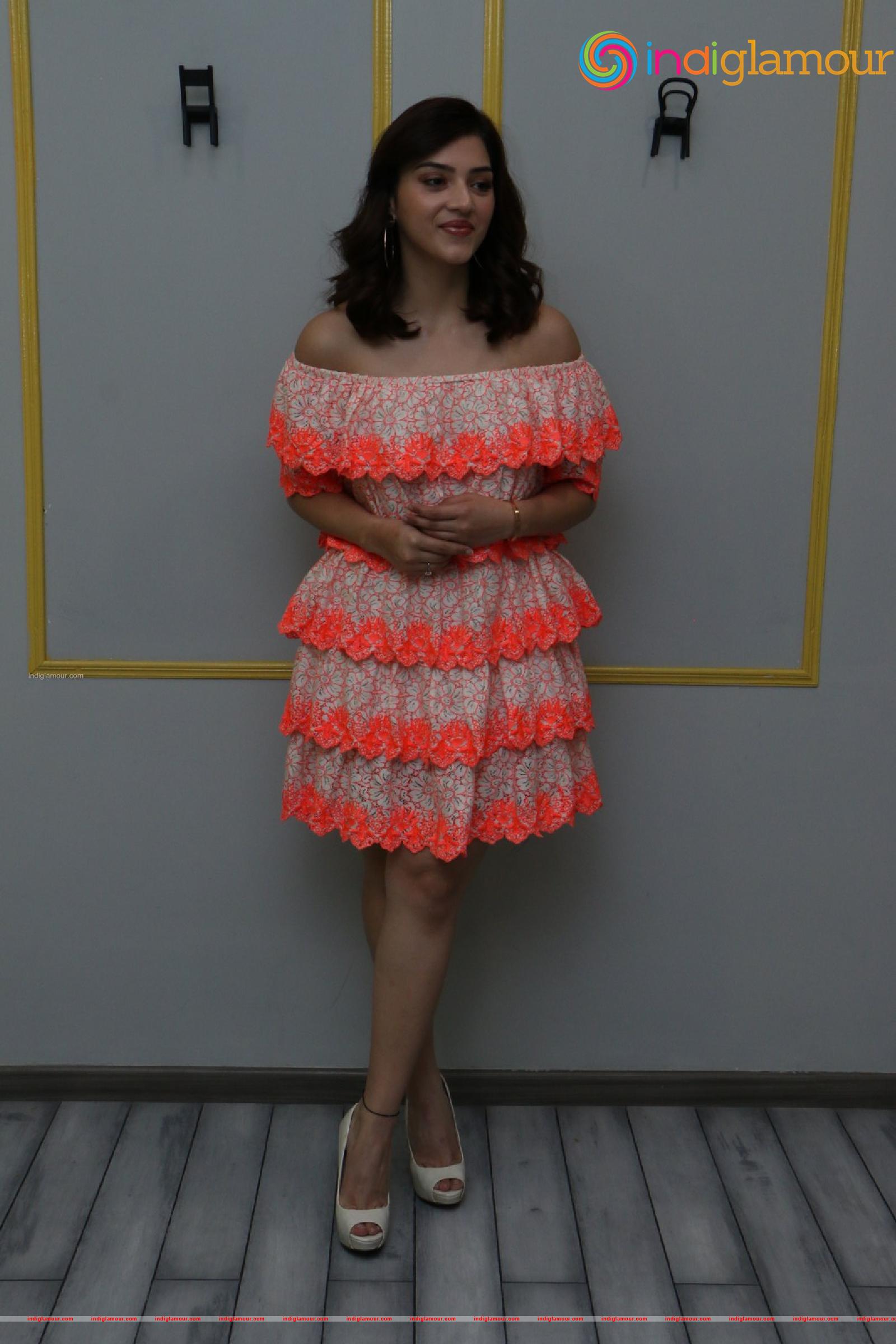 Mehreen Kaur Pirzada Actress hd photo