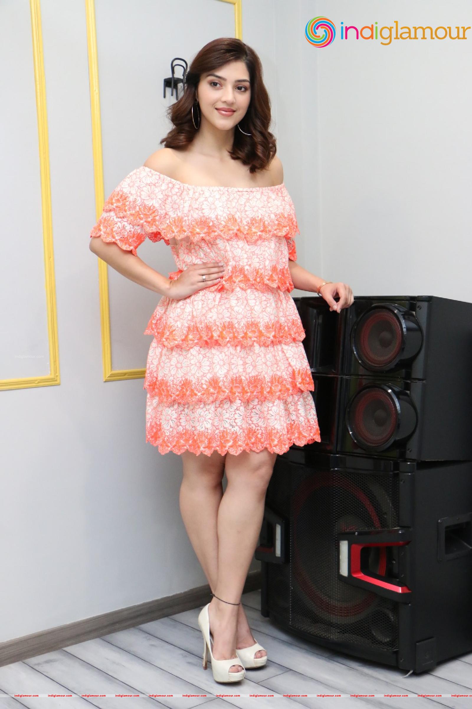 Mehreen Kaur Pirzada Actress hd photo