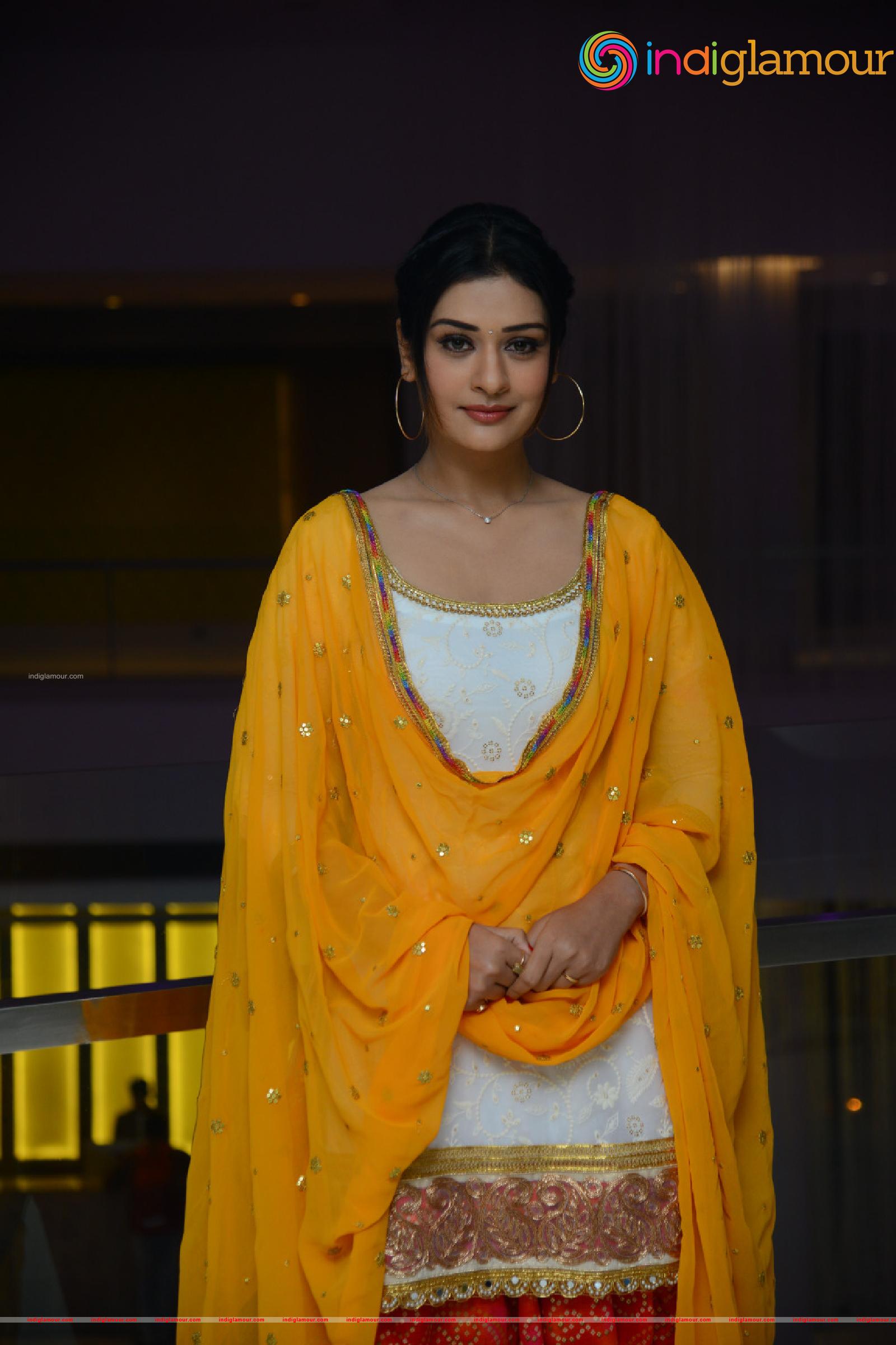Payal Rajput Actress hd photo