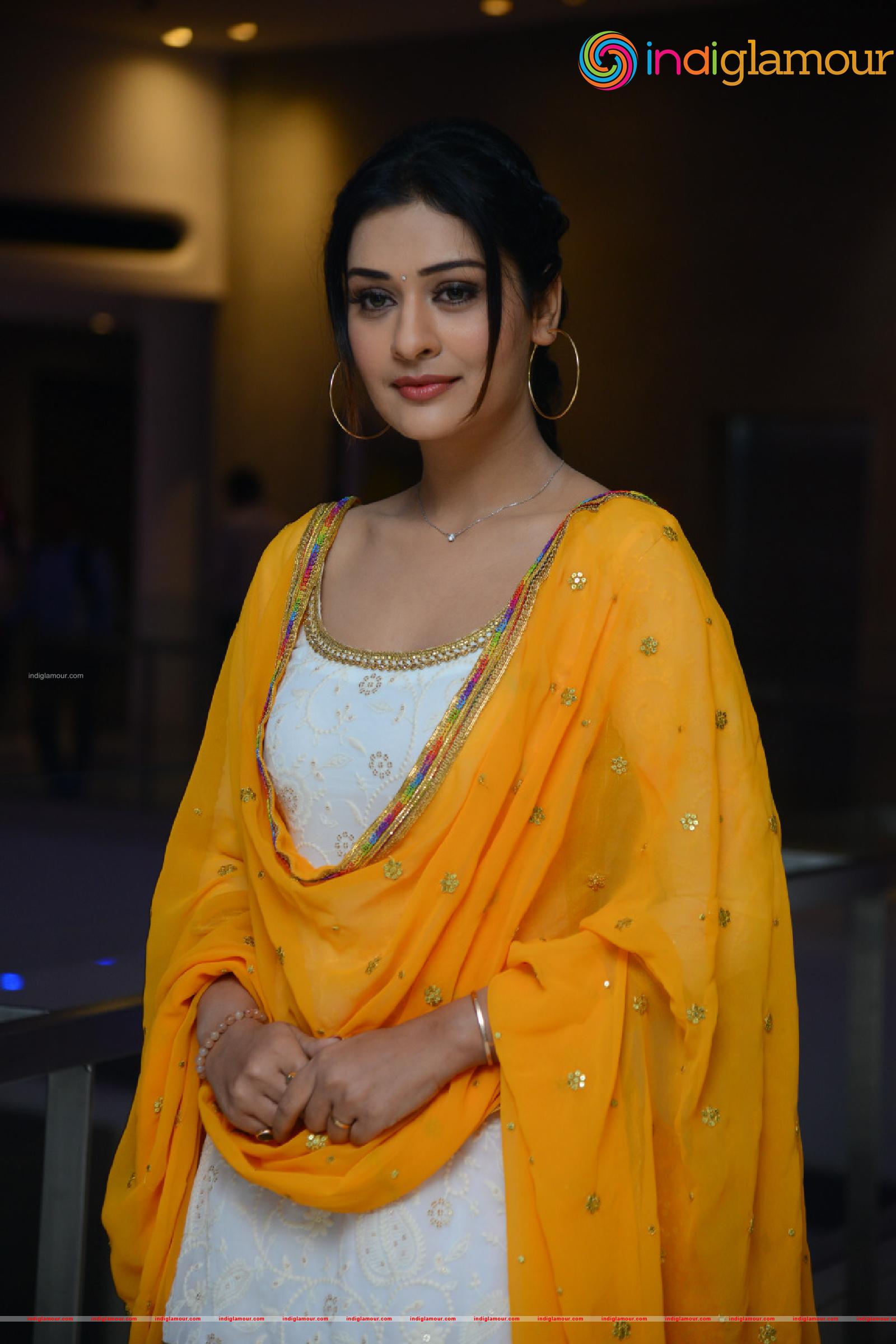 Payal Rajput Actress hd photo