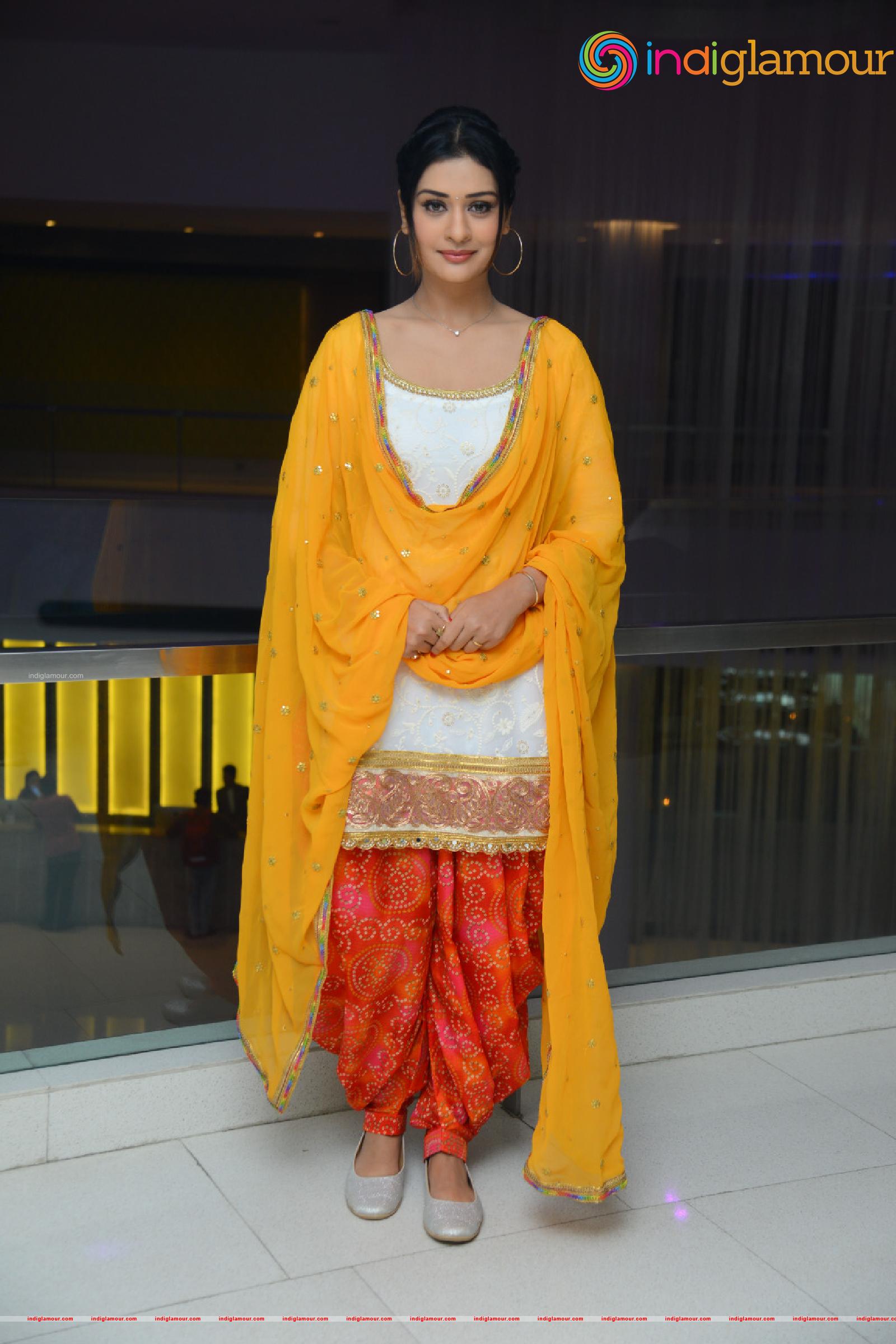 Payal Rajput Actress hd photo