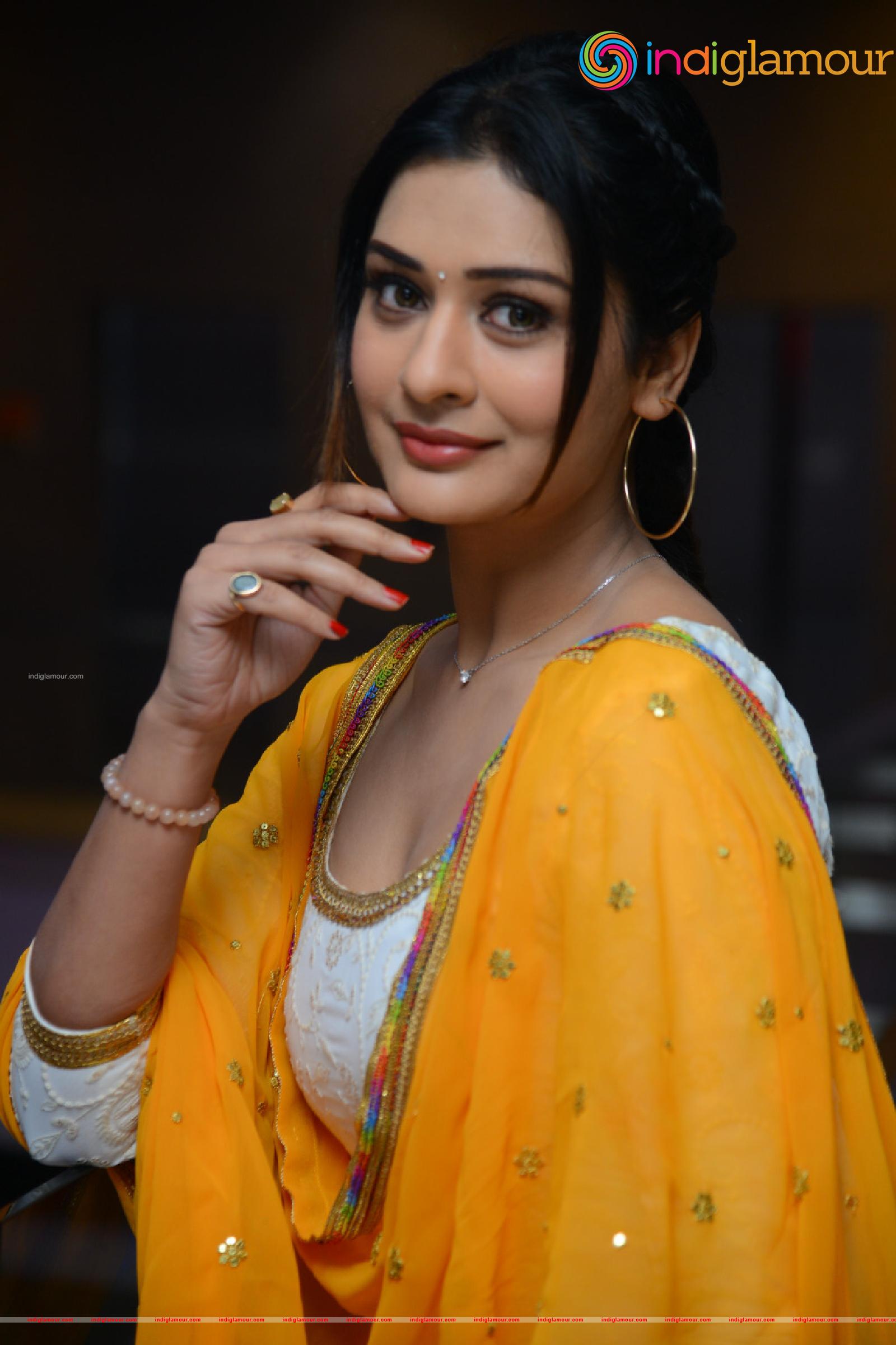 Payal Rajput Actress hd photo