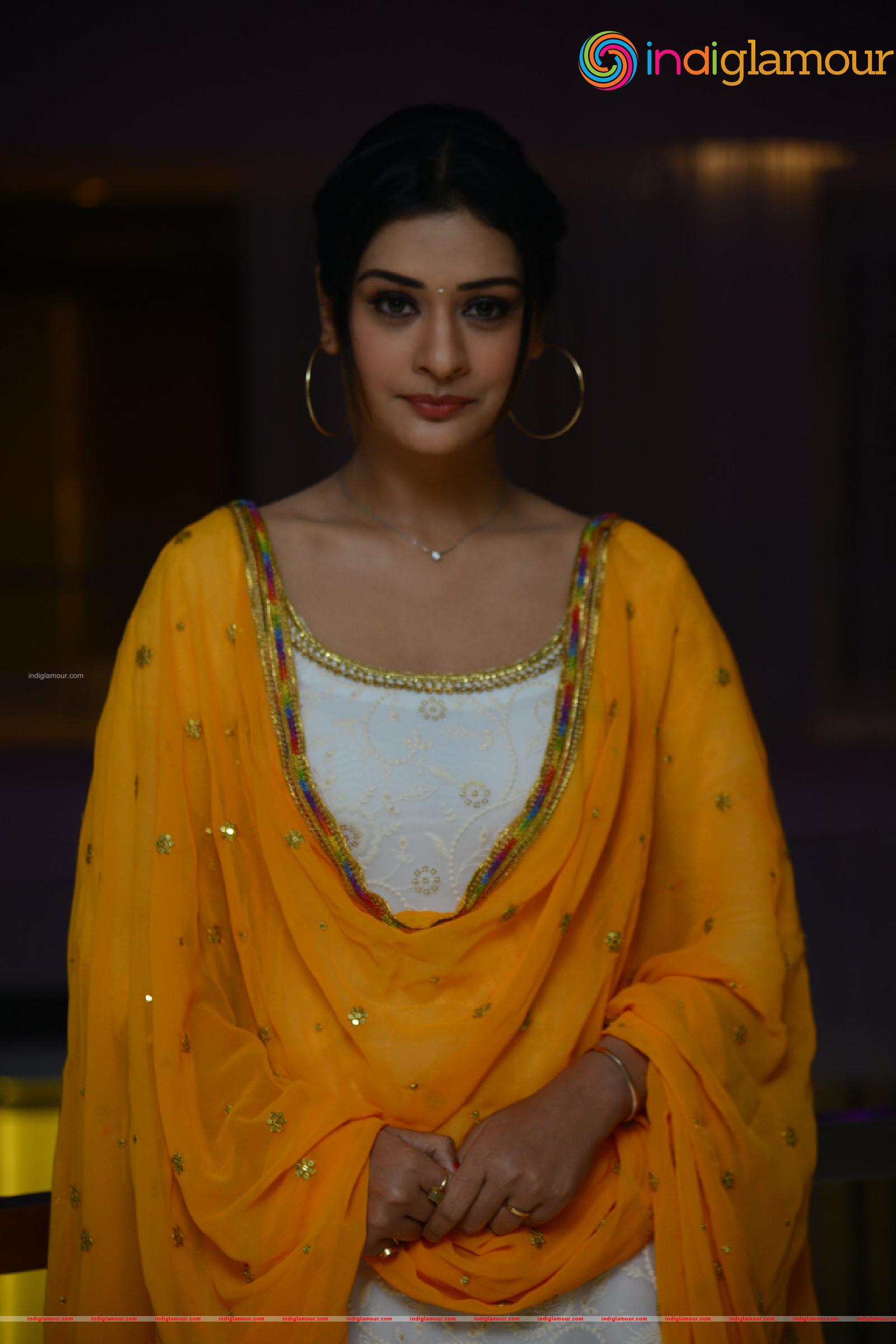 Payal Rajput Actress hd photo