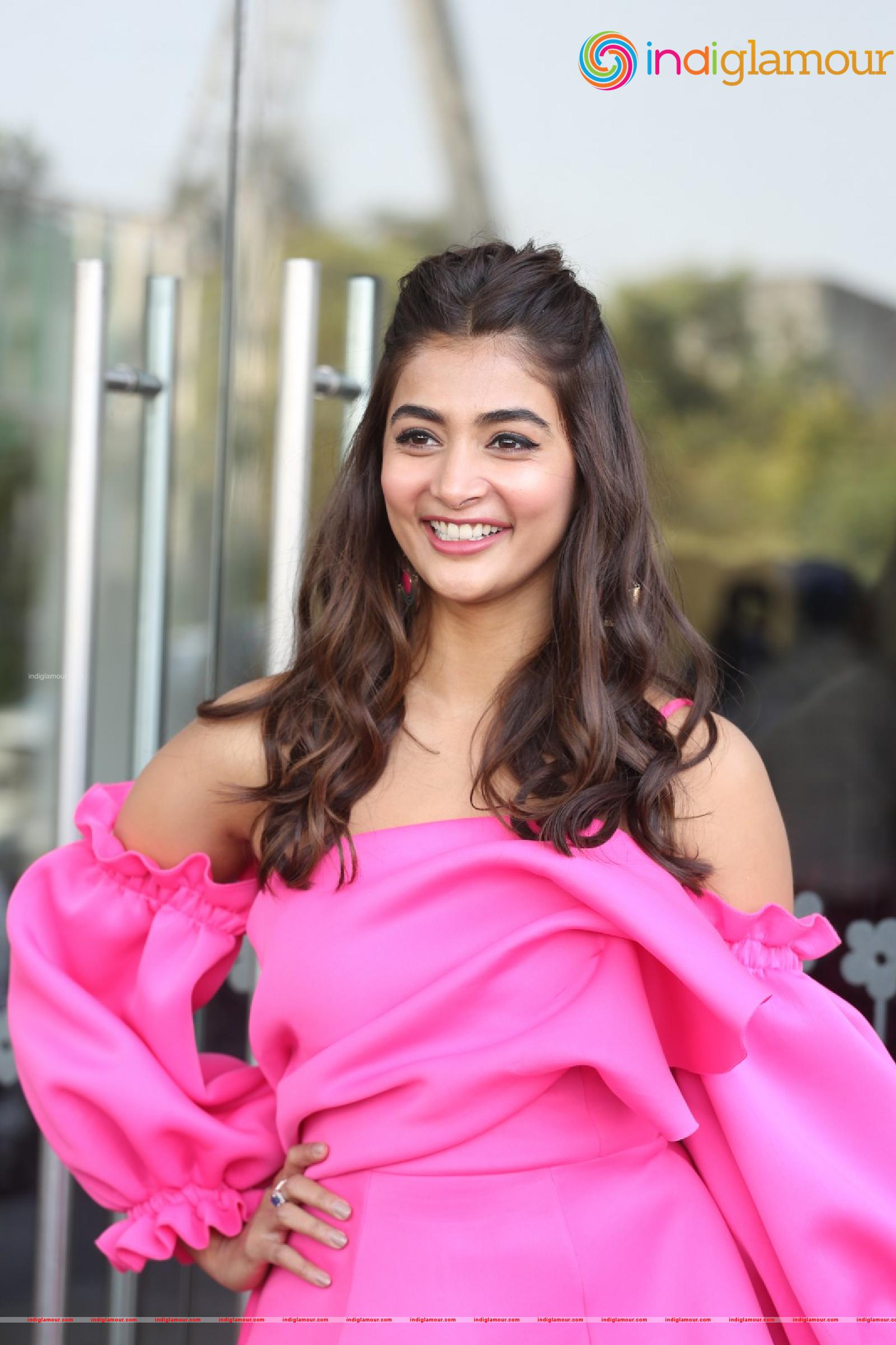 Pooja Hegde Actress hd photo