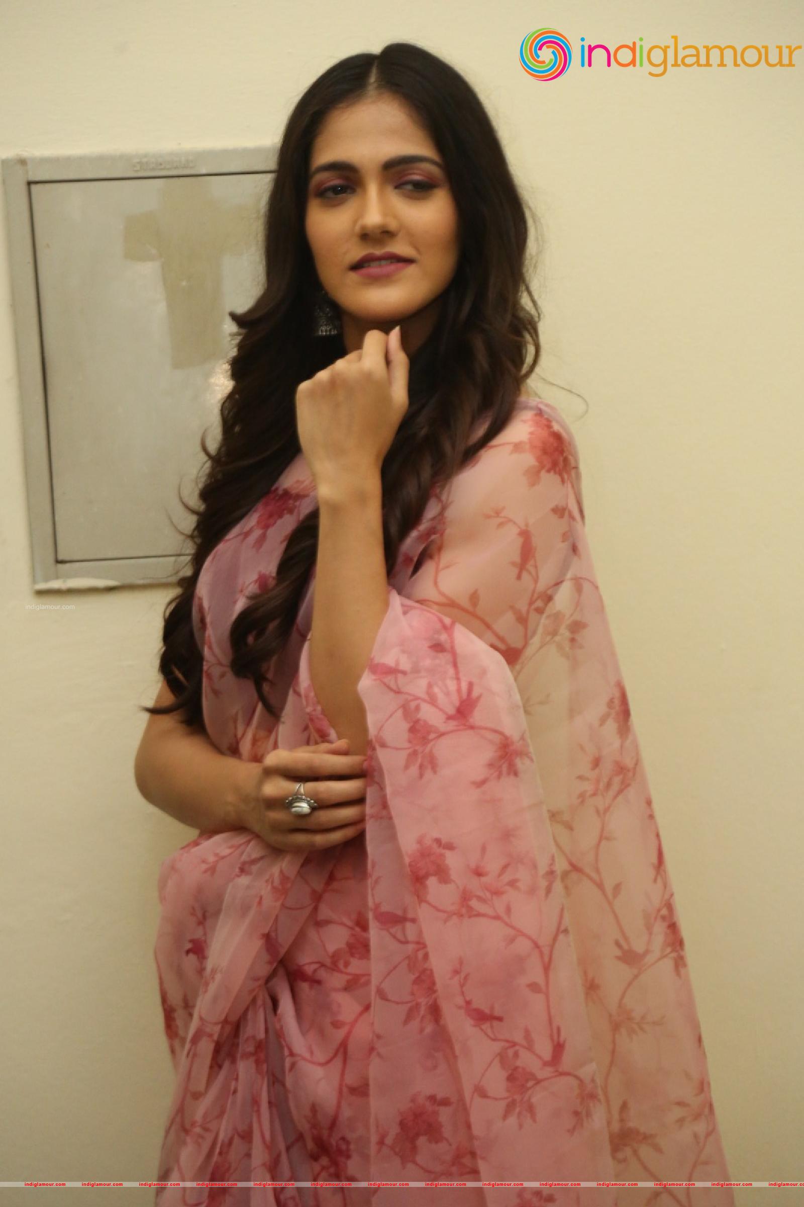 Simran Chowdary Actress hd photo