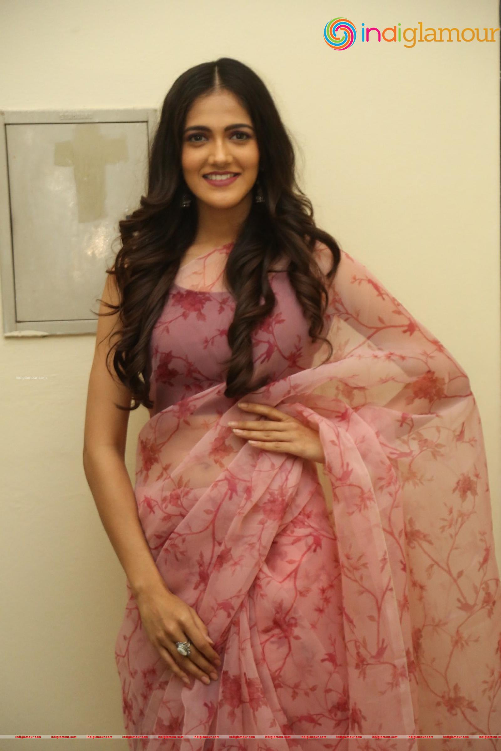 Simran Chowdary Actress hd photo