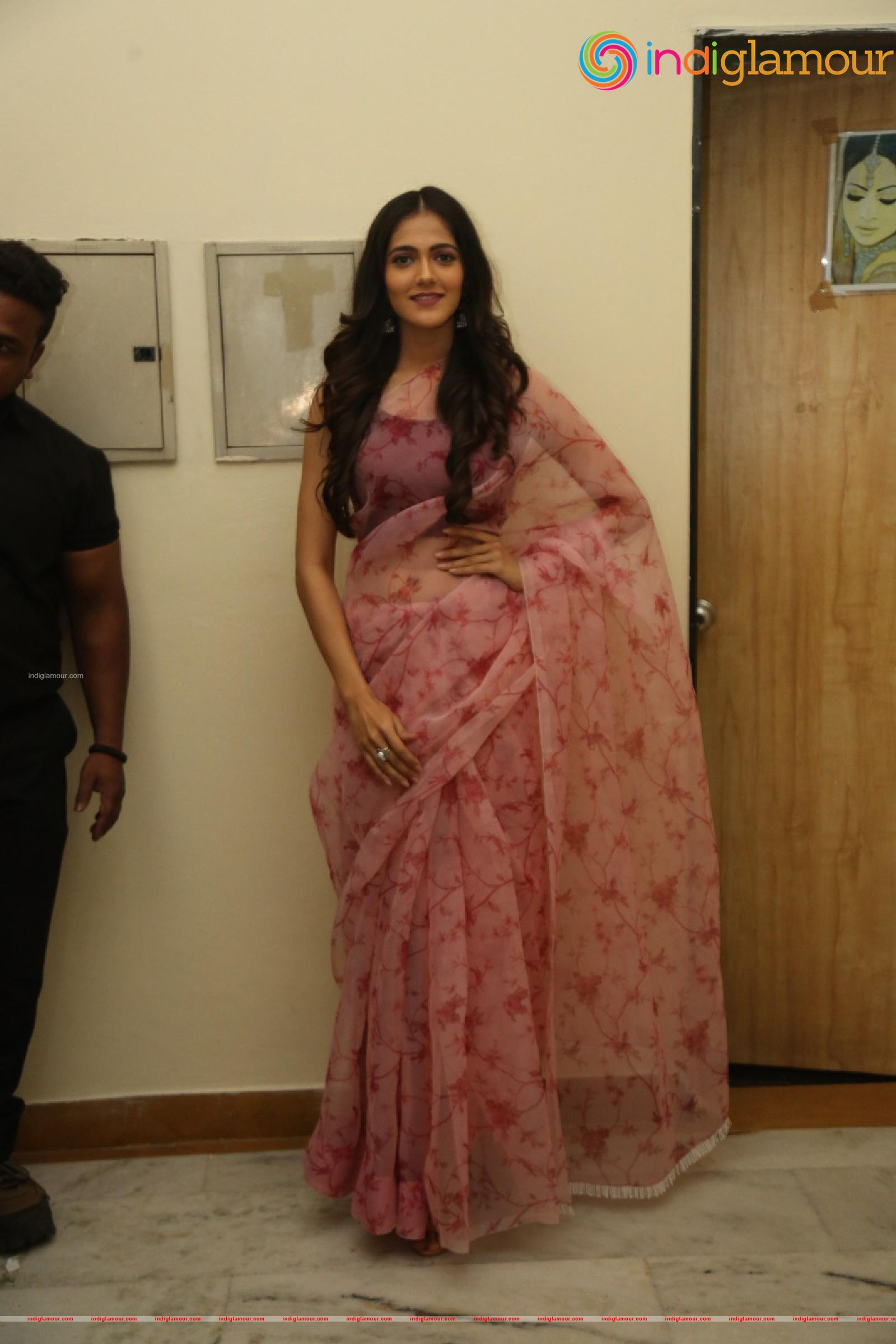 Simran Chowdary Actress hd photo