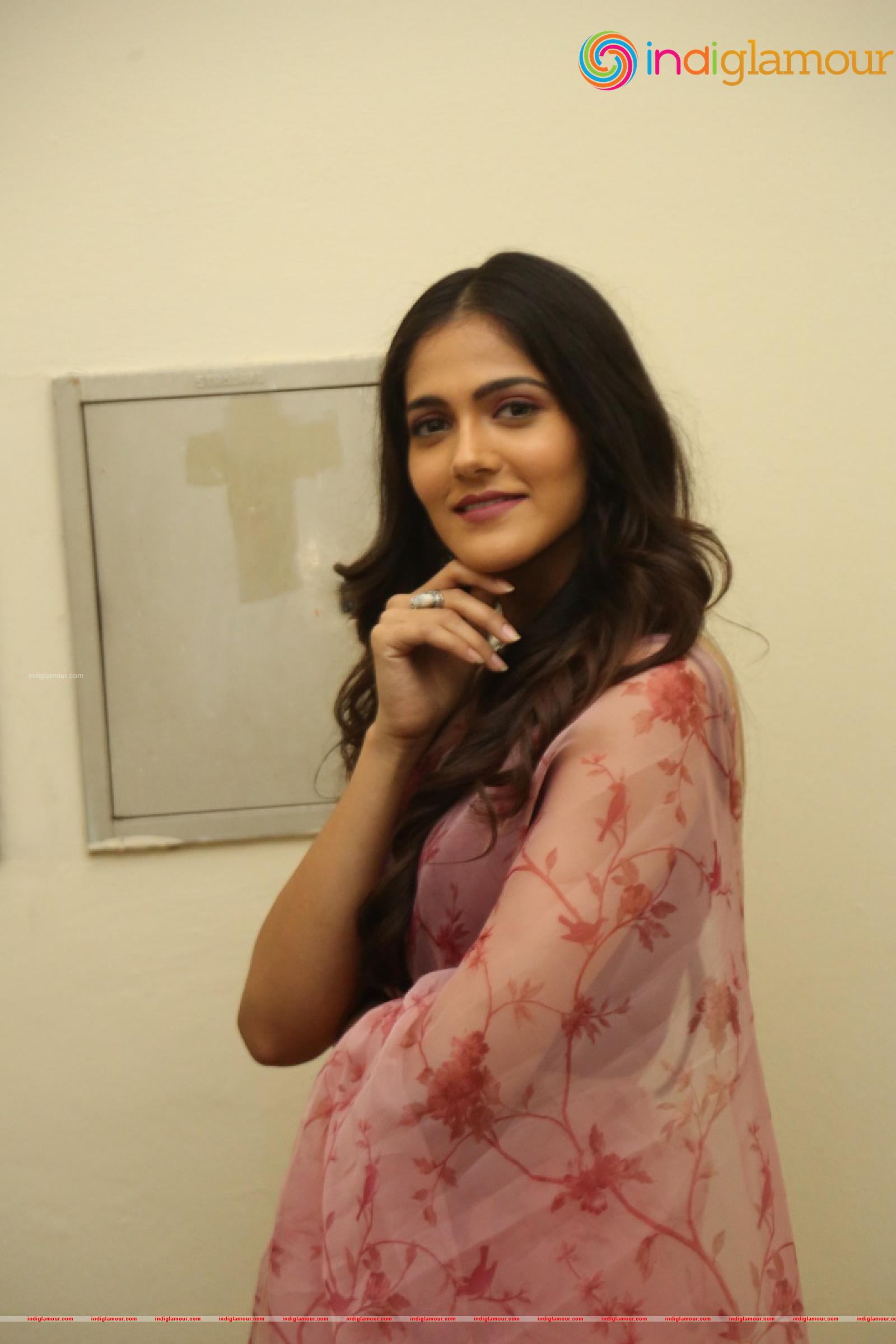 Simran Chowdary Actress hd photo