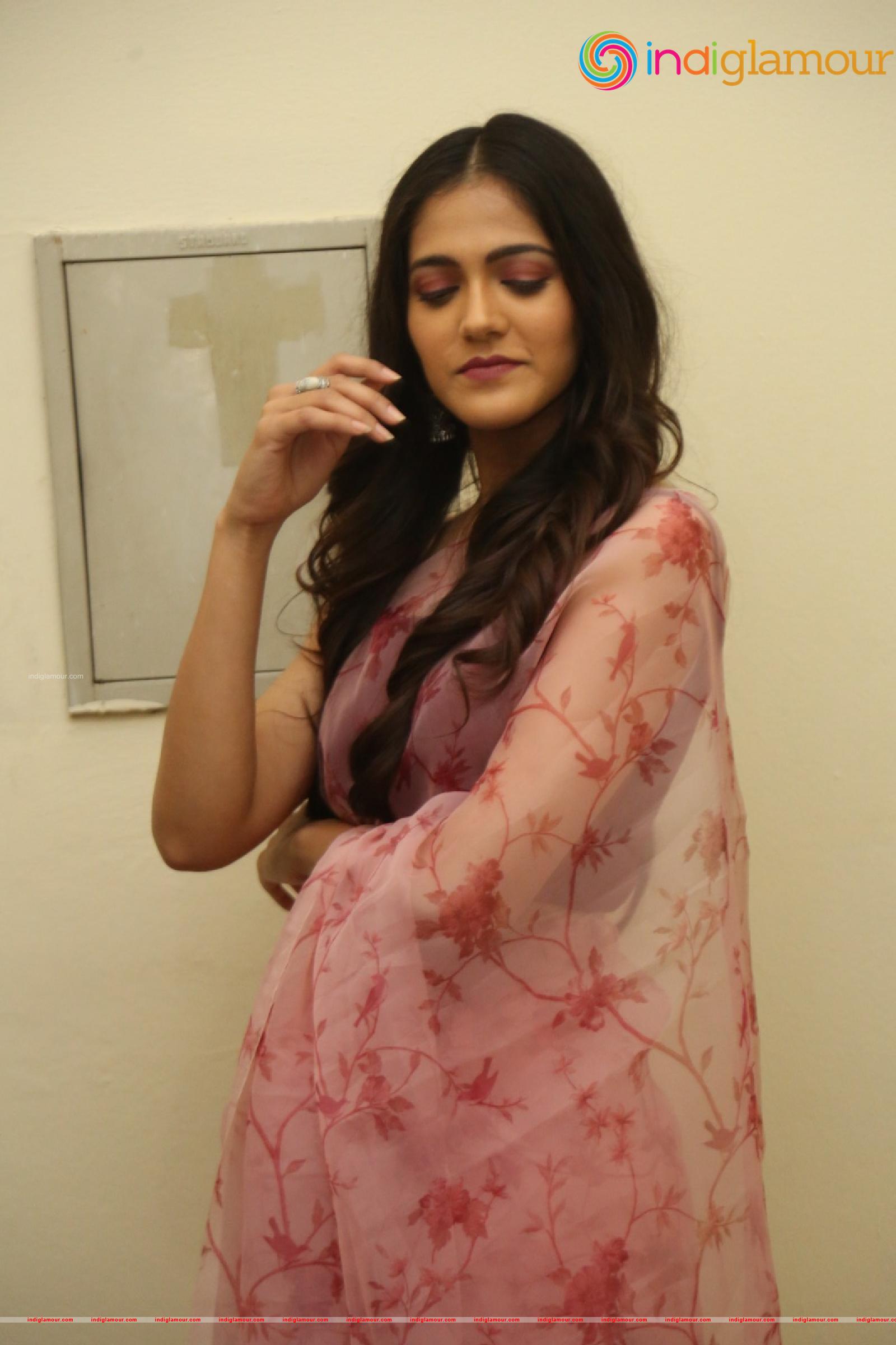 Simran Chowdary Actress hd photo