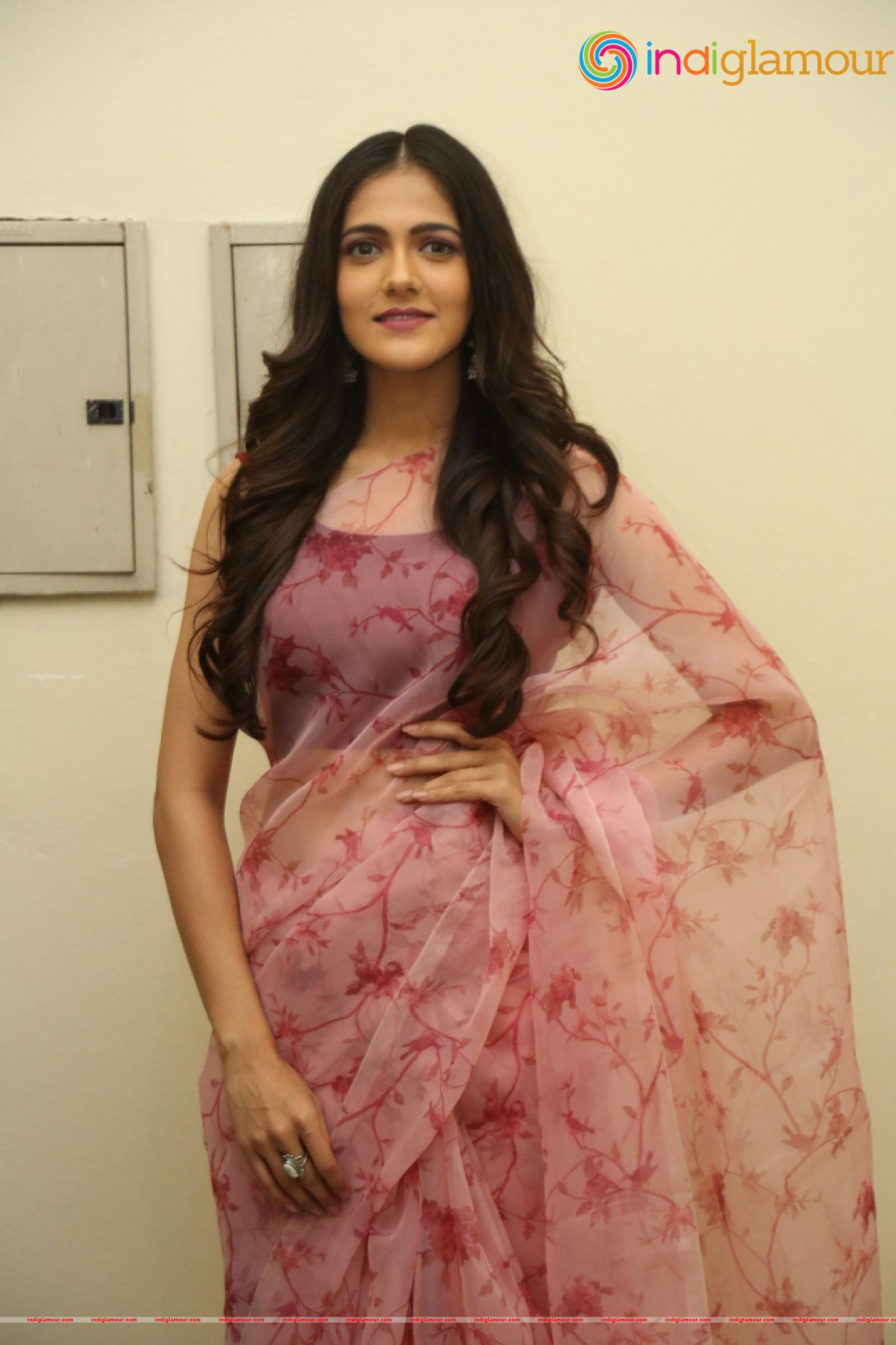 Simran Chowdary Actress hd photo