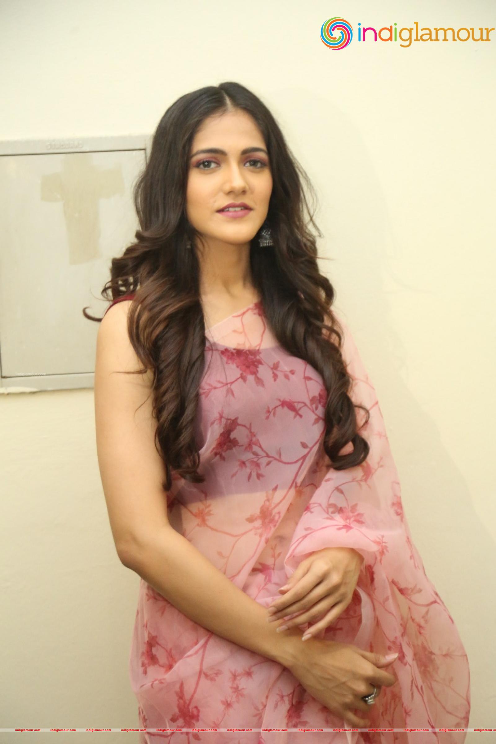 Simran Chowdary Actress hd photo