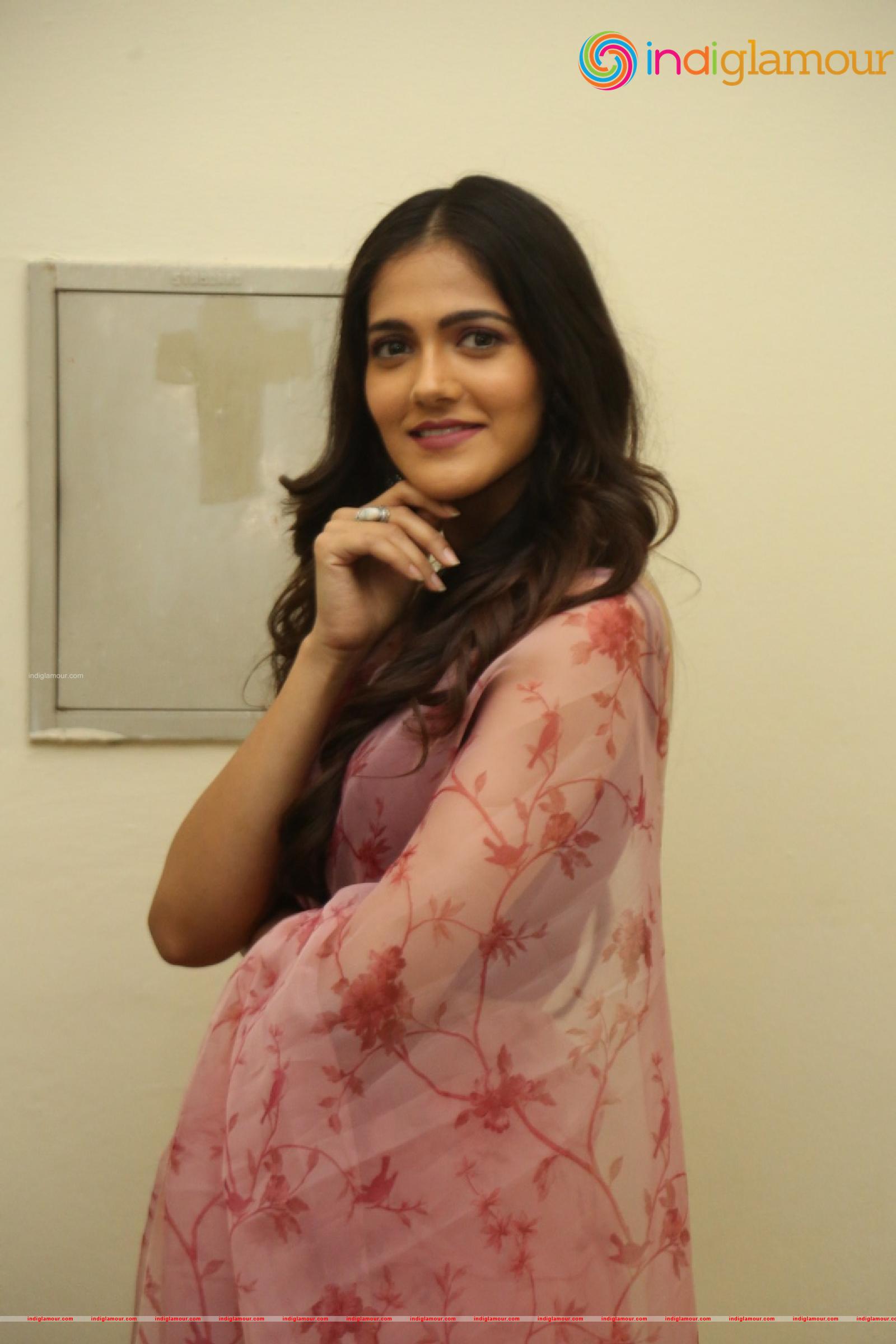 Simran Chowdary Actress hd photo