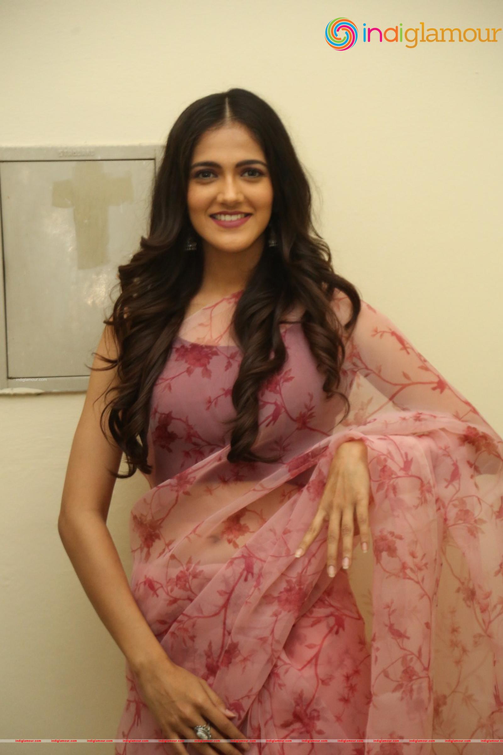 Simran Chowdary Actress hd photo