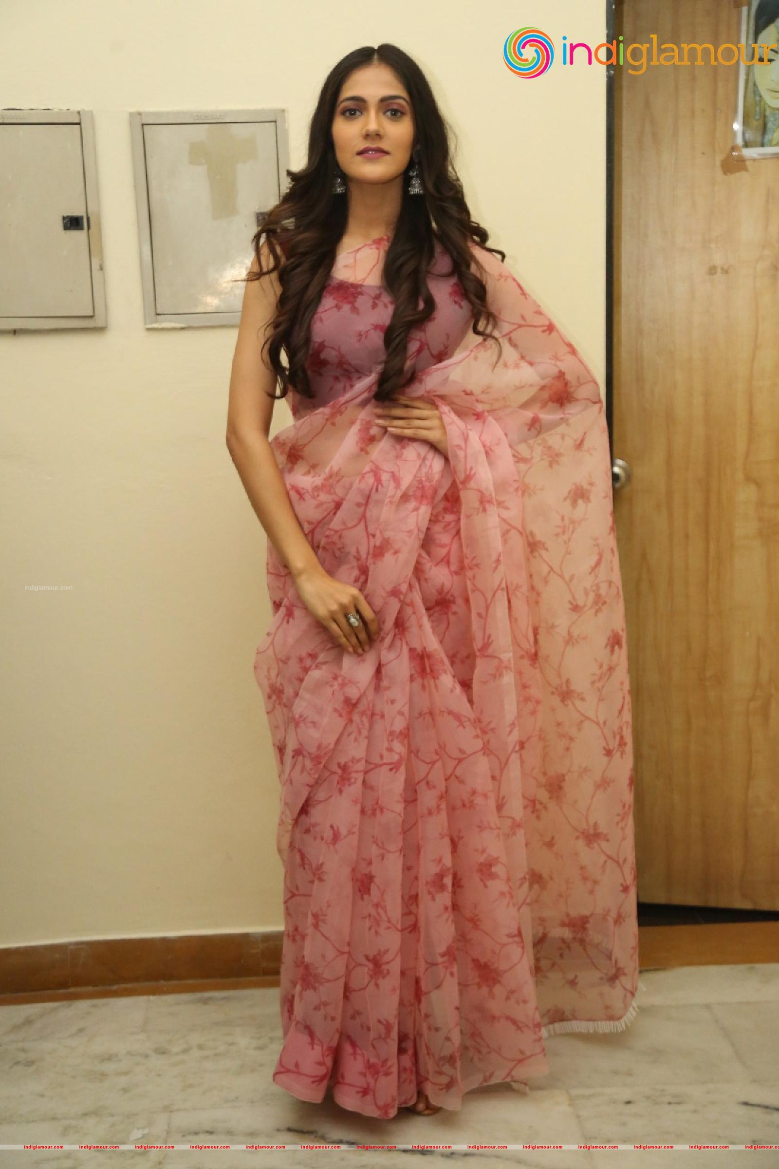 Simran Chowdary Actress hd photo