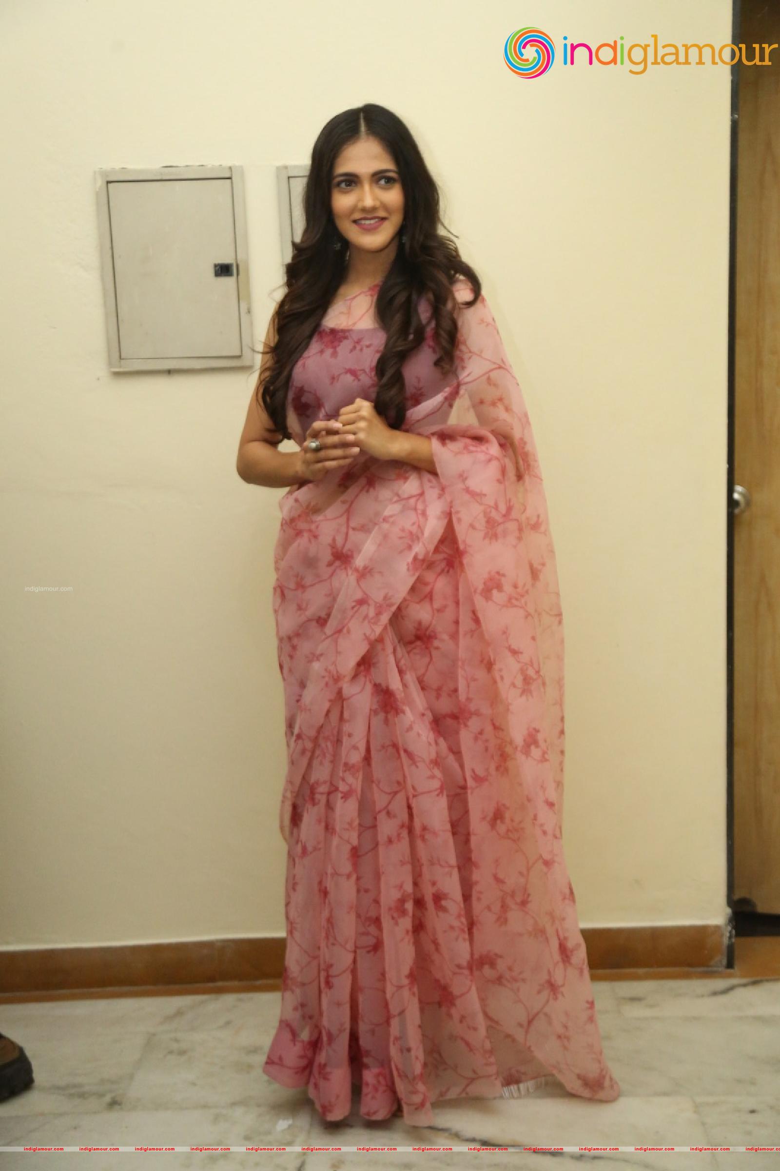 Simran Chowdary Actress hd photo