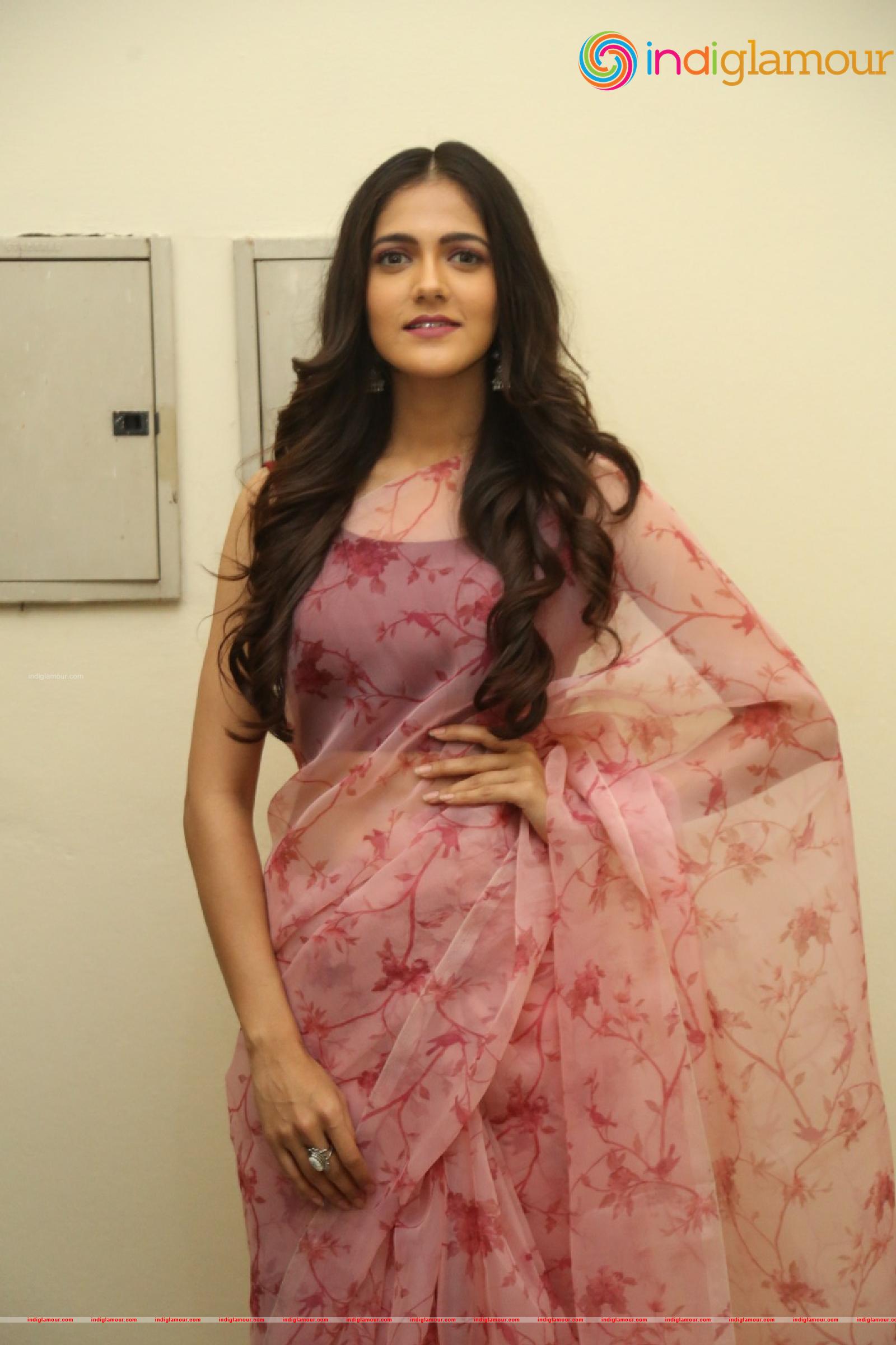 Simran Chowdary Actress hd photo