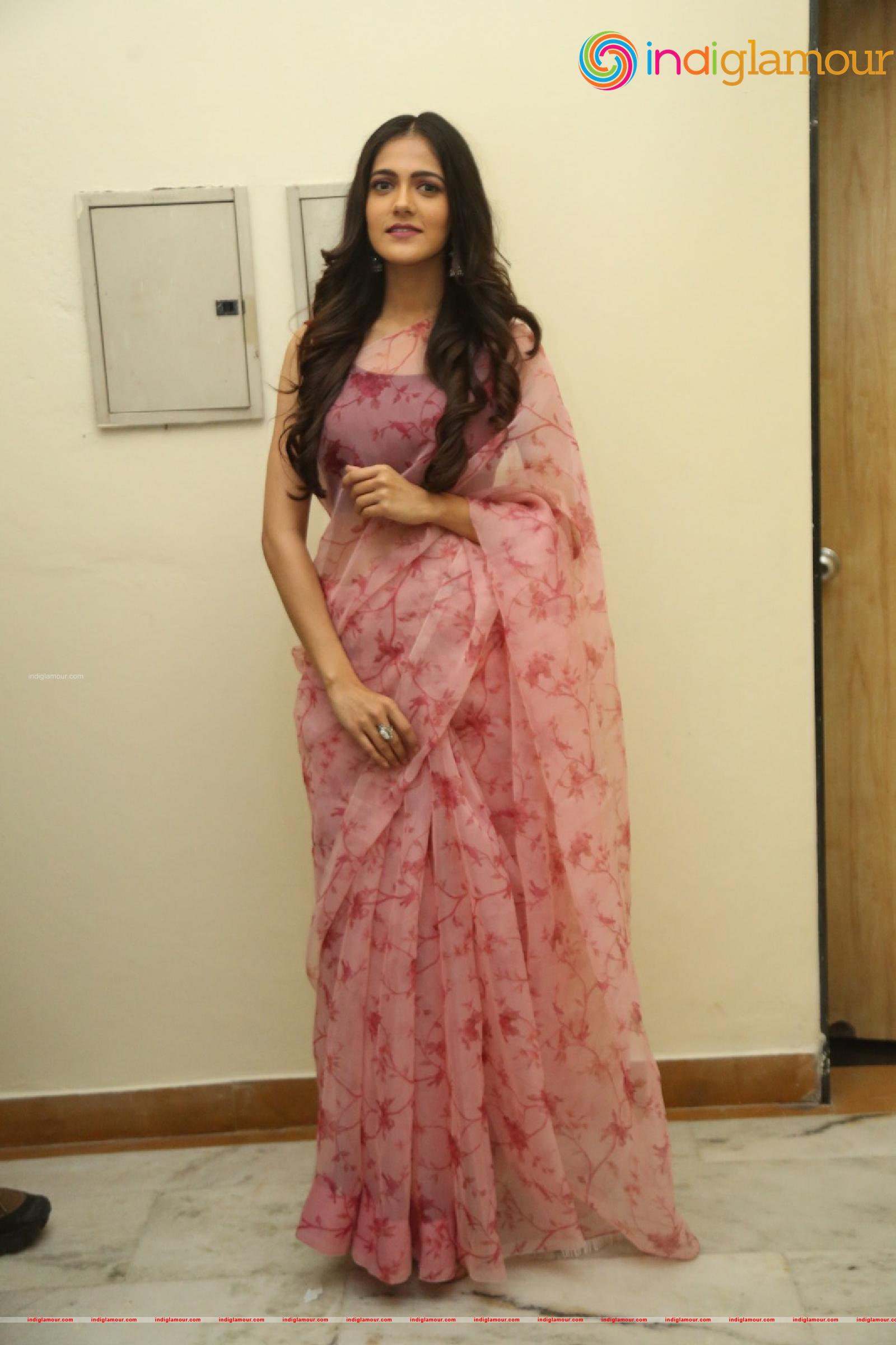 Simran Chowdary Actress hd photo